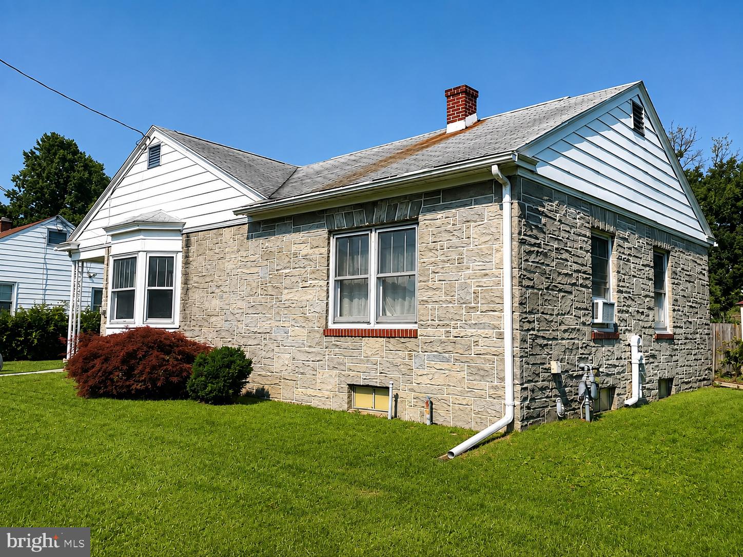 251 E MAPLE STREET