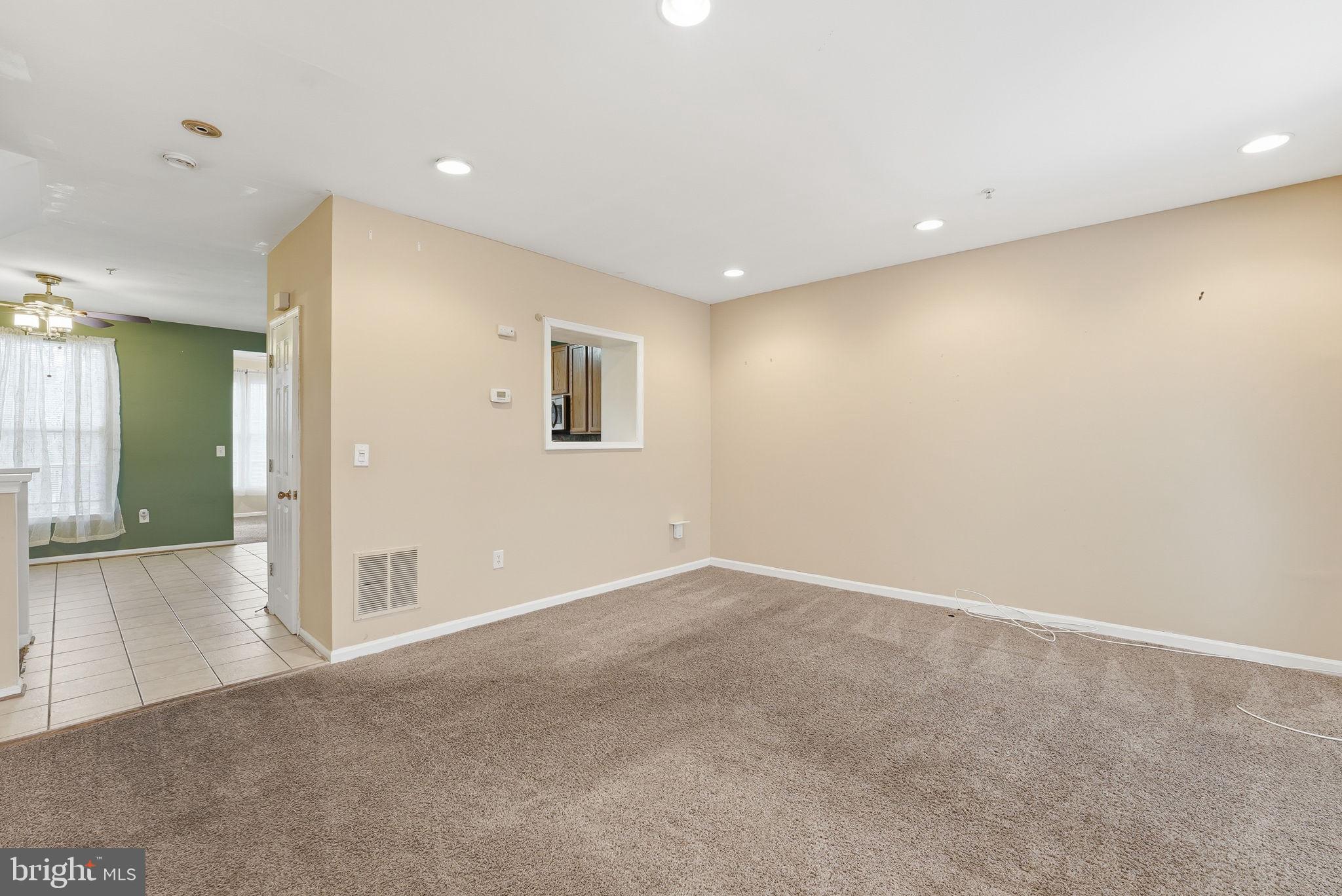 ST CHARLES HUNTINGTON - Residential