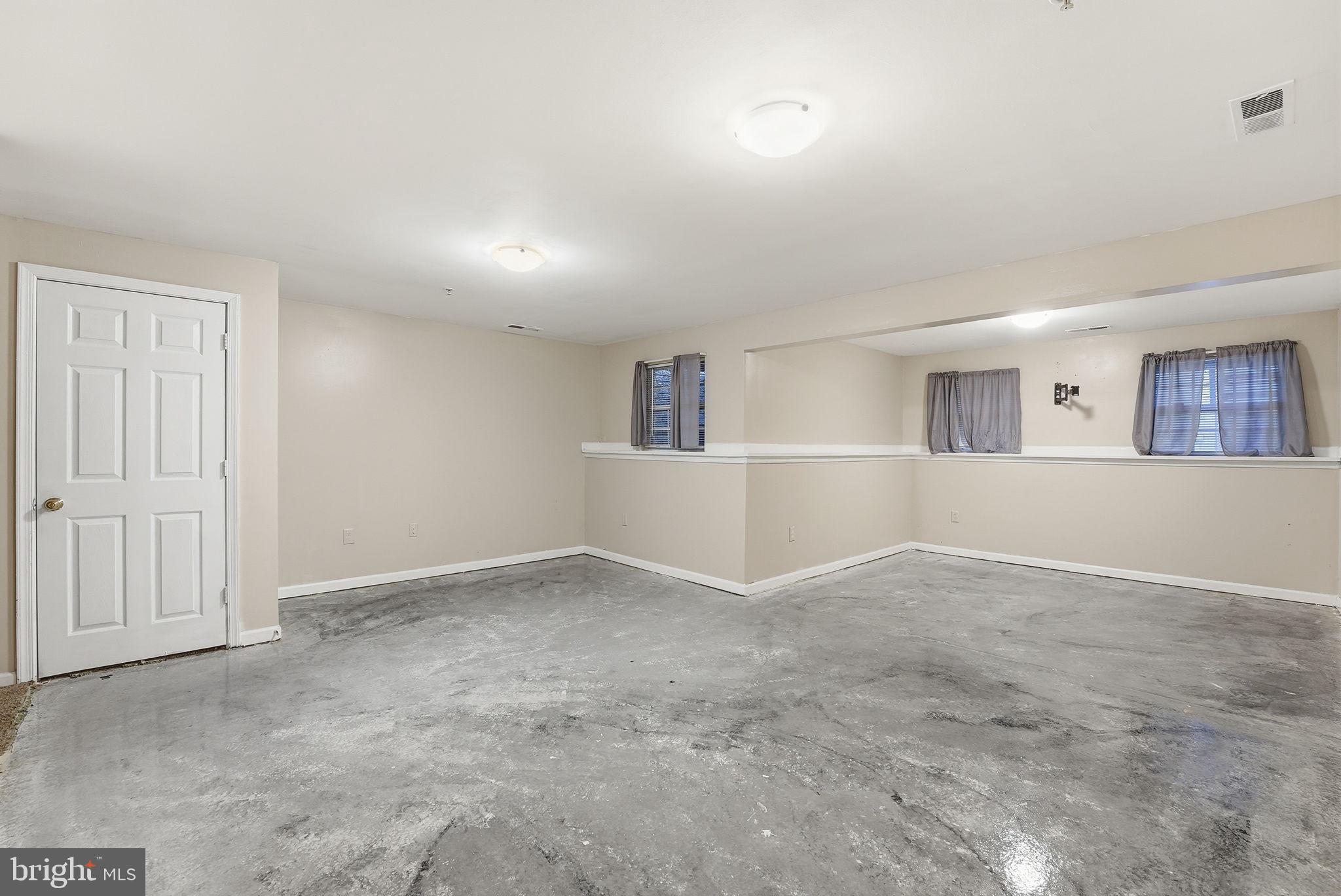 ST CHARLES HUNTINGTON - Residential