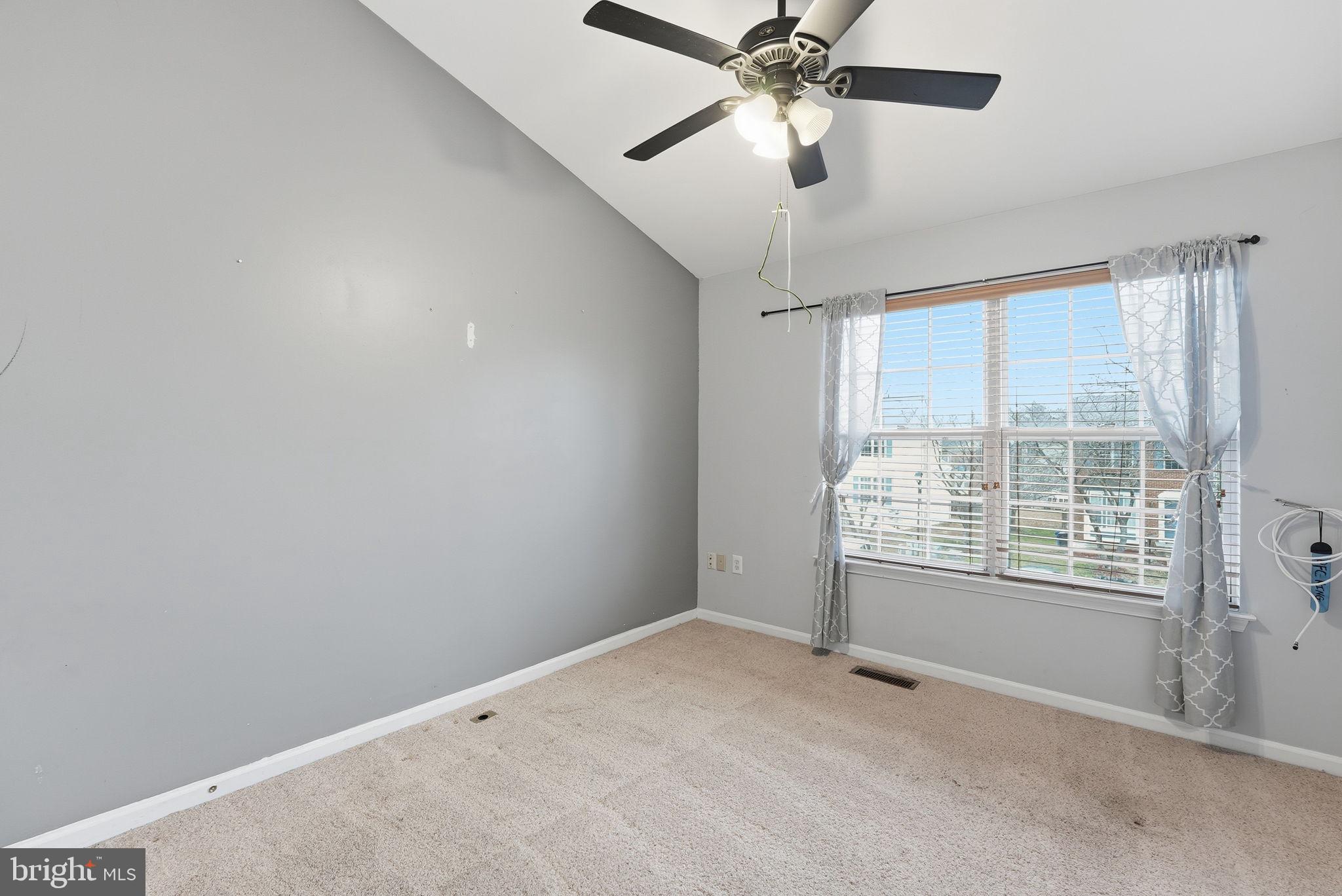 ST CHARLES HUNTINGTON - Residential