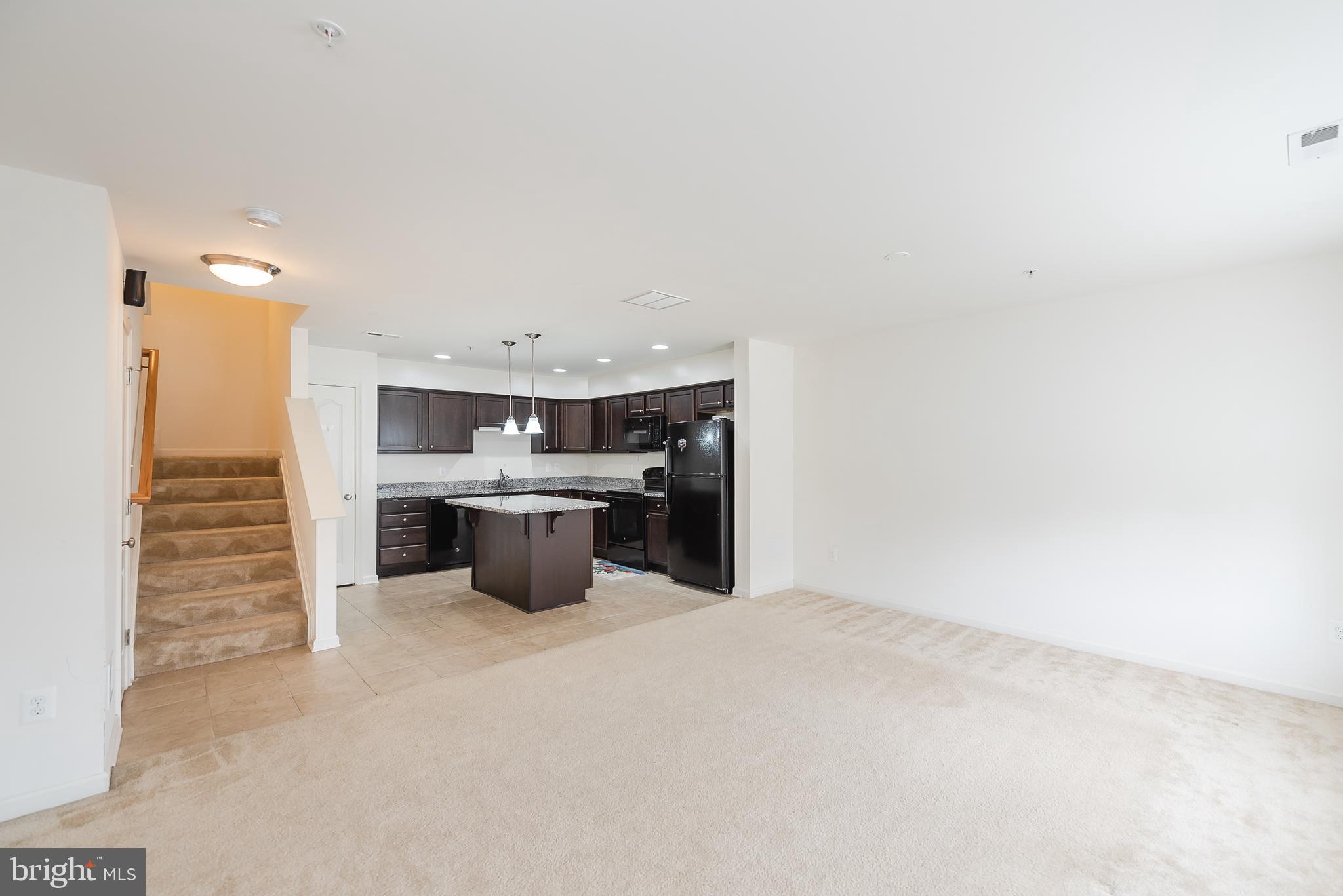 RESERVOIR RIDGE - Residential