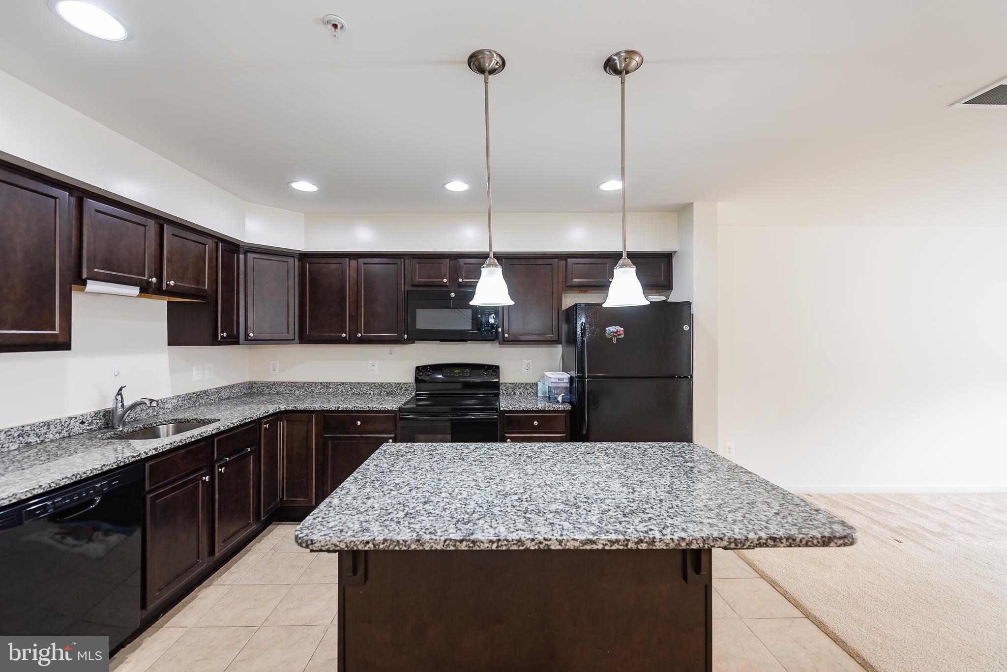 RESERVOIR RIDGE - Residential