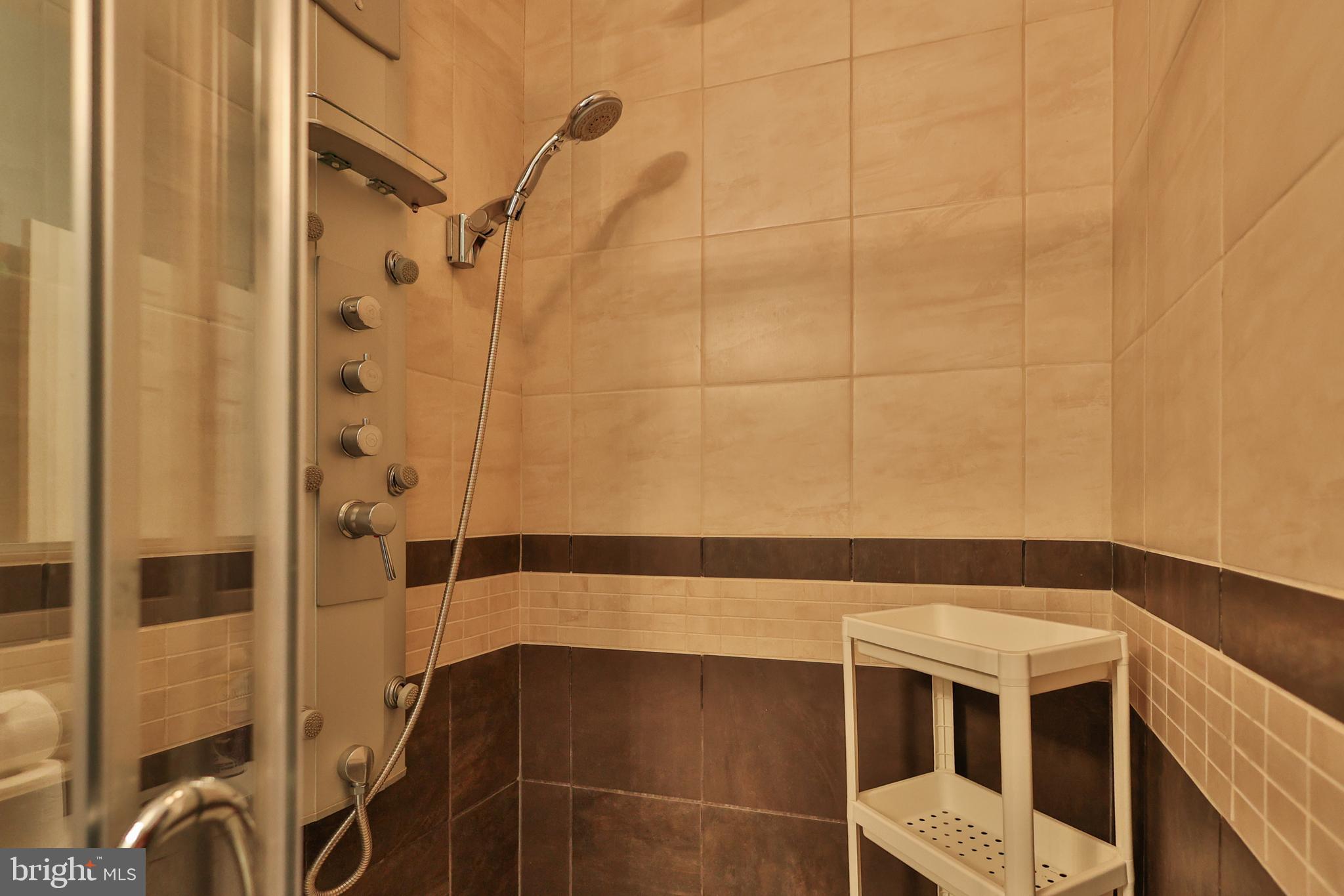 TOWEMENSING TRAILS - Residential