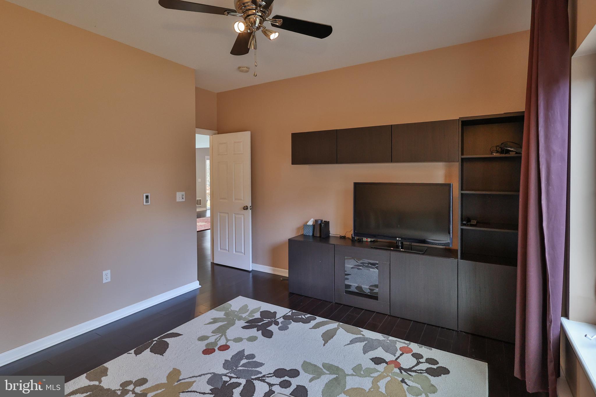 TOWEMENSING TRAILS - Residential