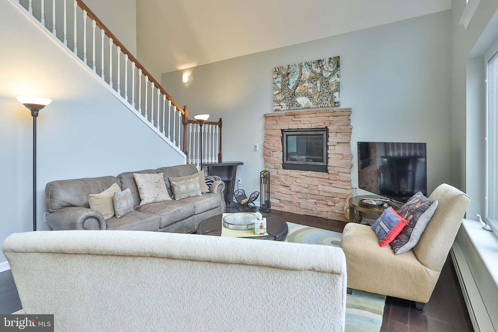 TOWEMENSING TRAILS - Residential