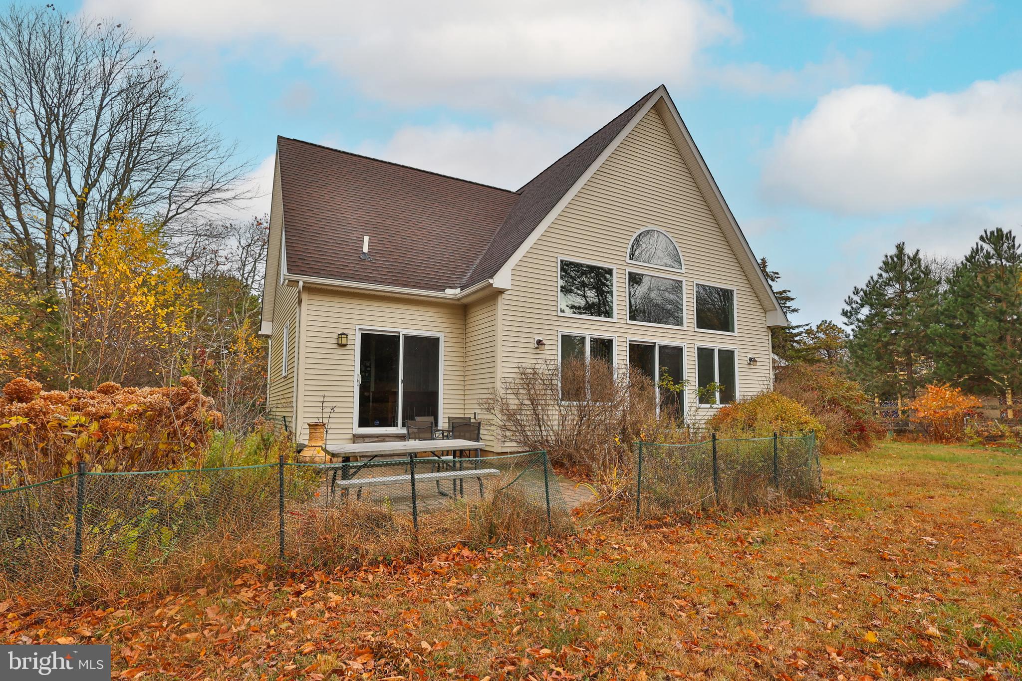 TOWEMENSING TRAILS - Residential