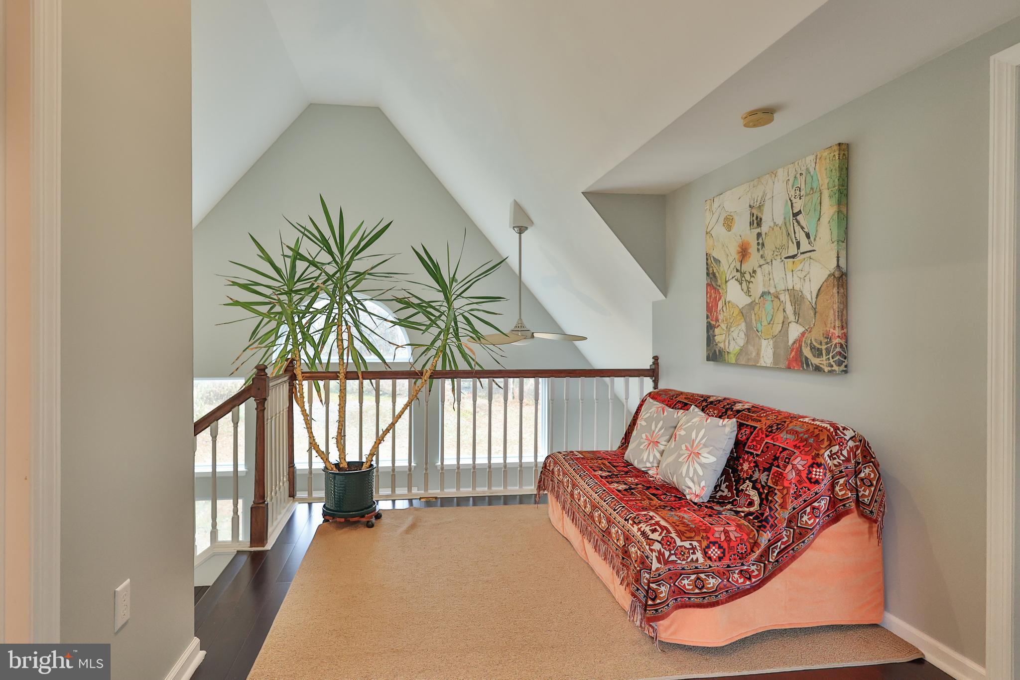 TOWEMENSING TRAILS - Residential