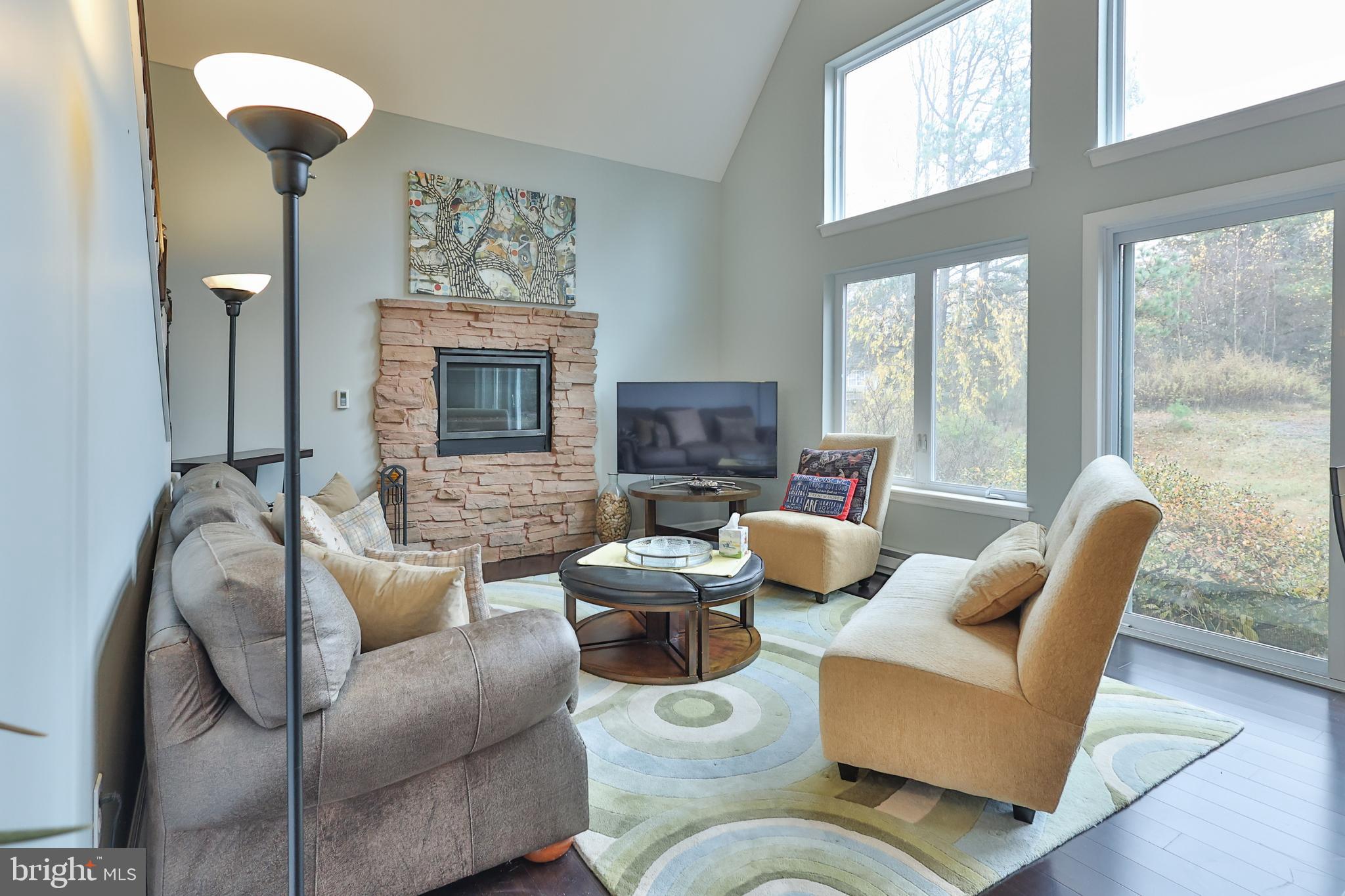 TOWEMENSING TRAILS - Residential