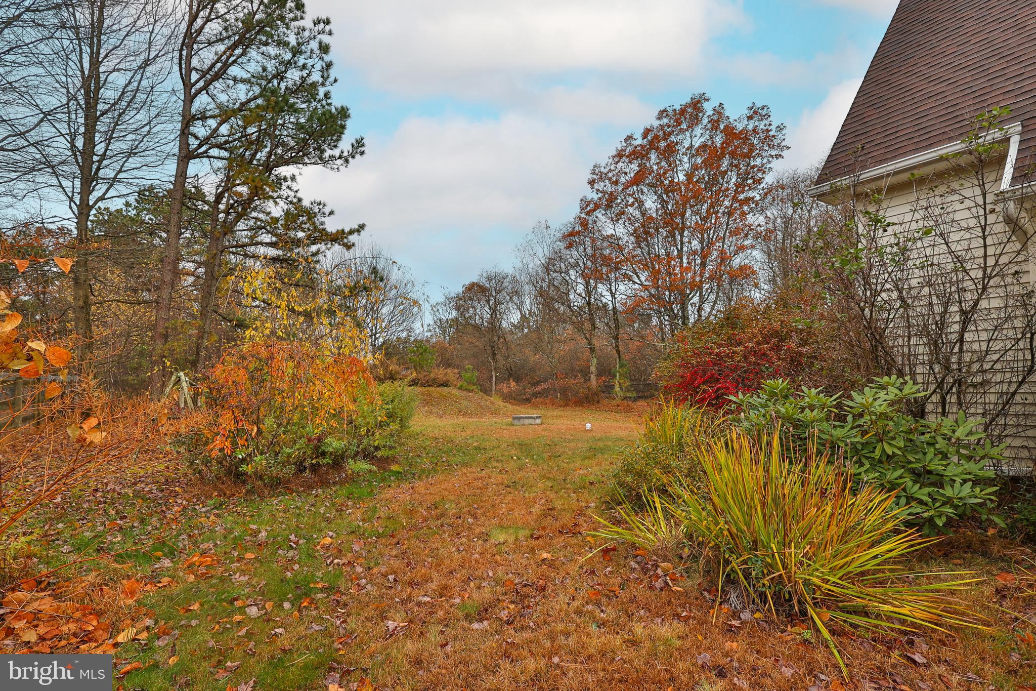 TOWEMENSING TRAILS - Residential