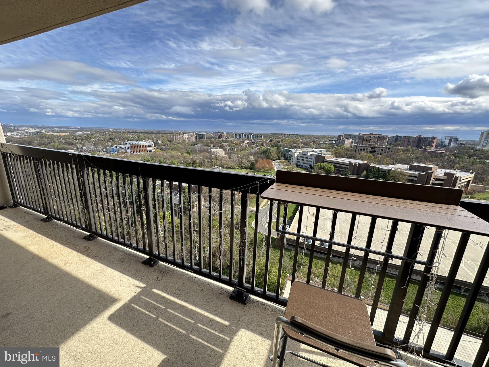 SKYLINE HOUSE - Residential Lease