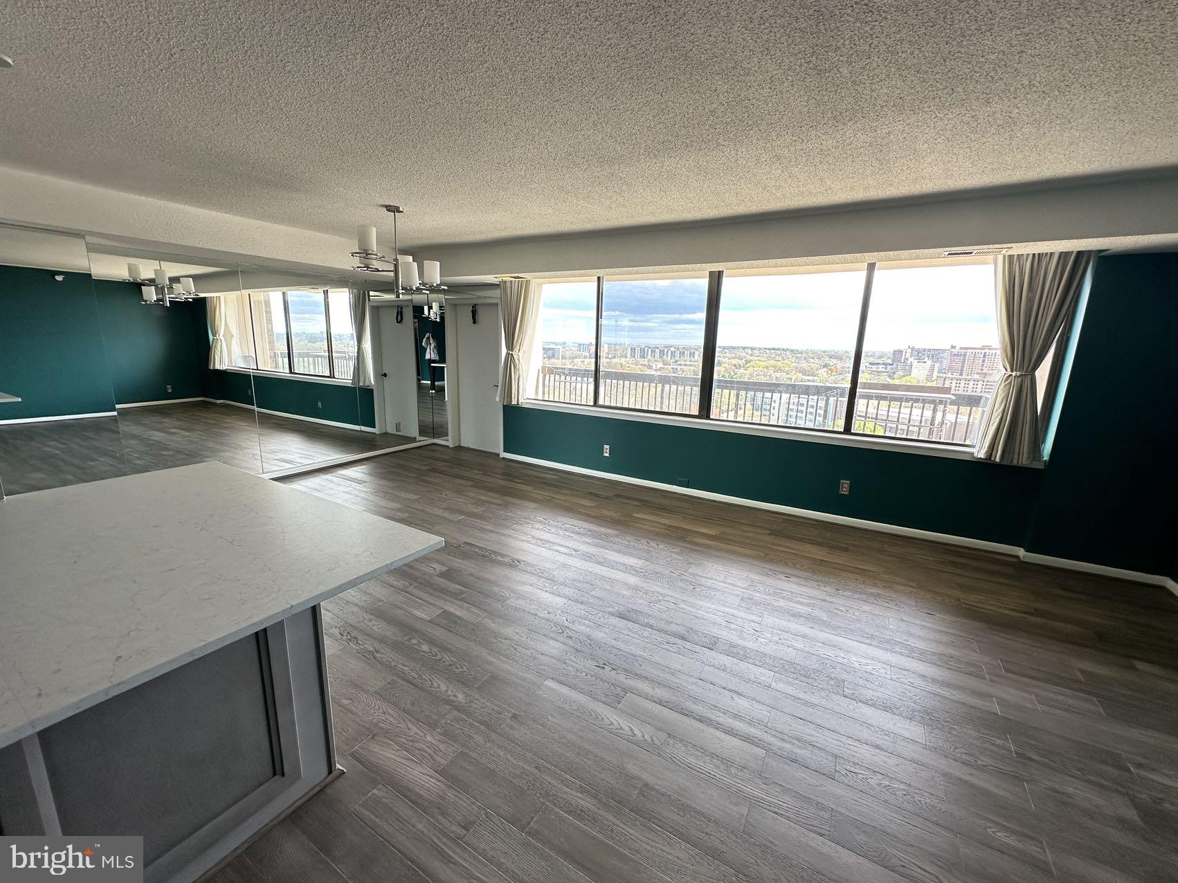 SKYLINE HOUSE - Residential Lease