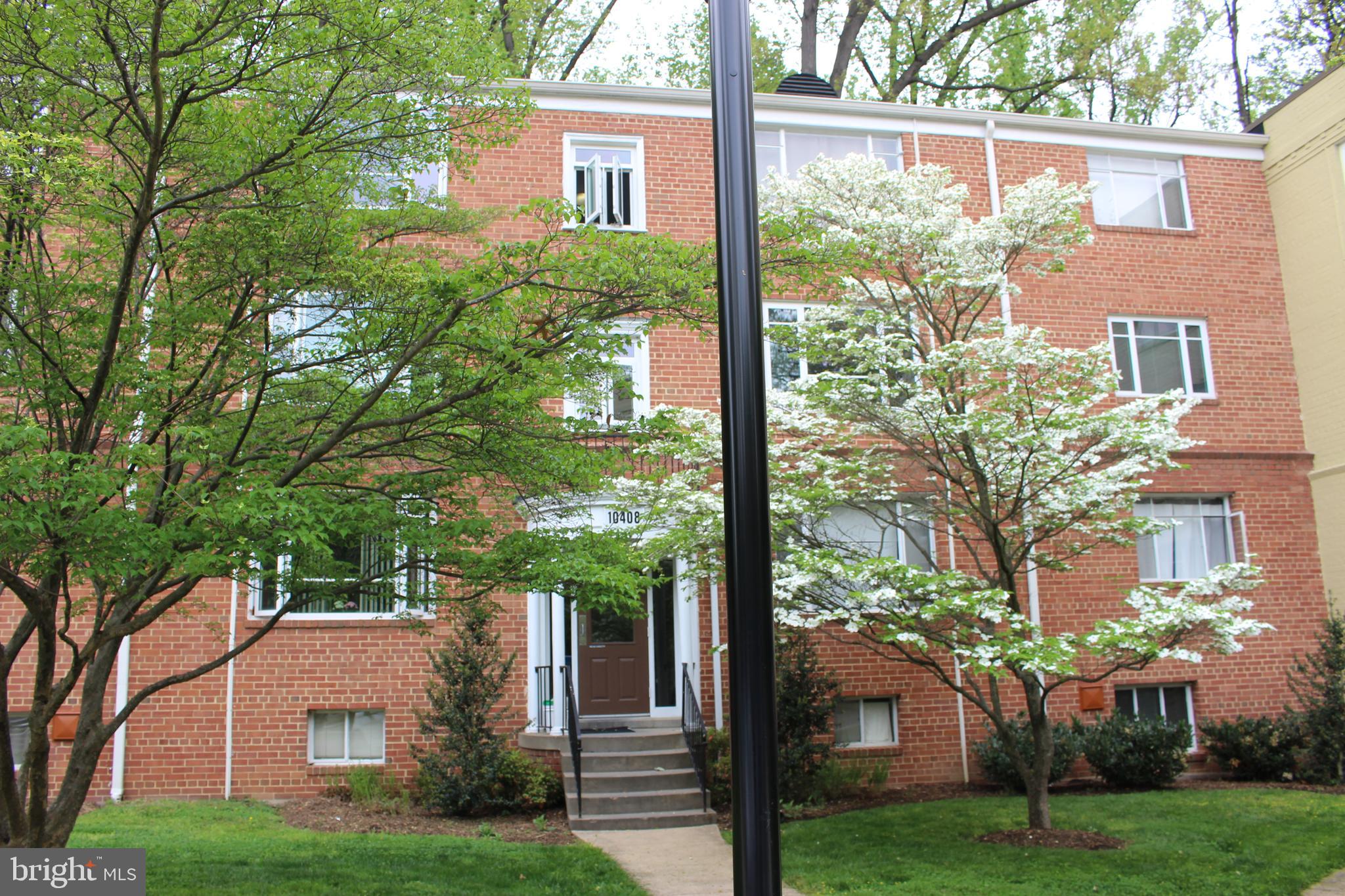 PARKSIDE CONDOMINIUMS - Residential