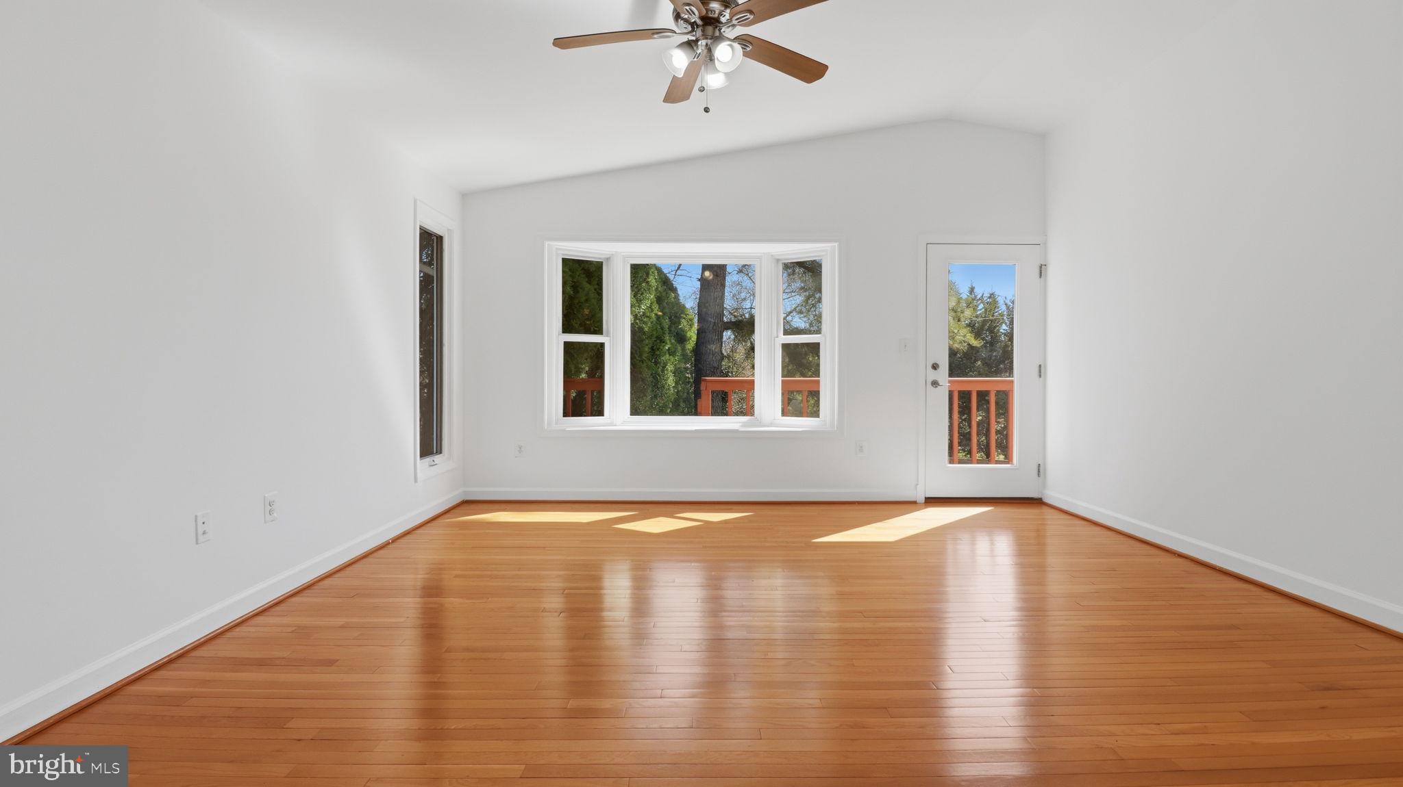 COUNTRY CLUB HILLS - Residential