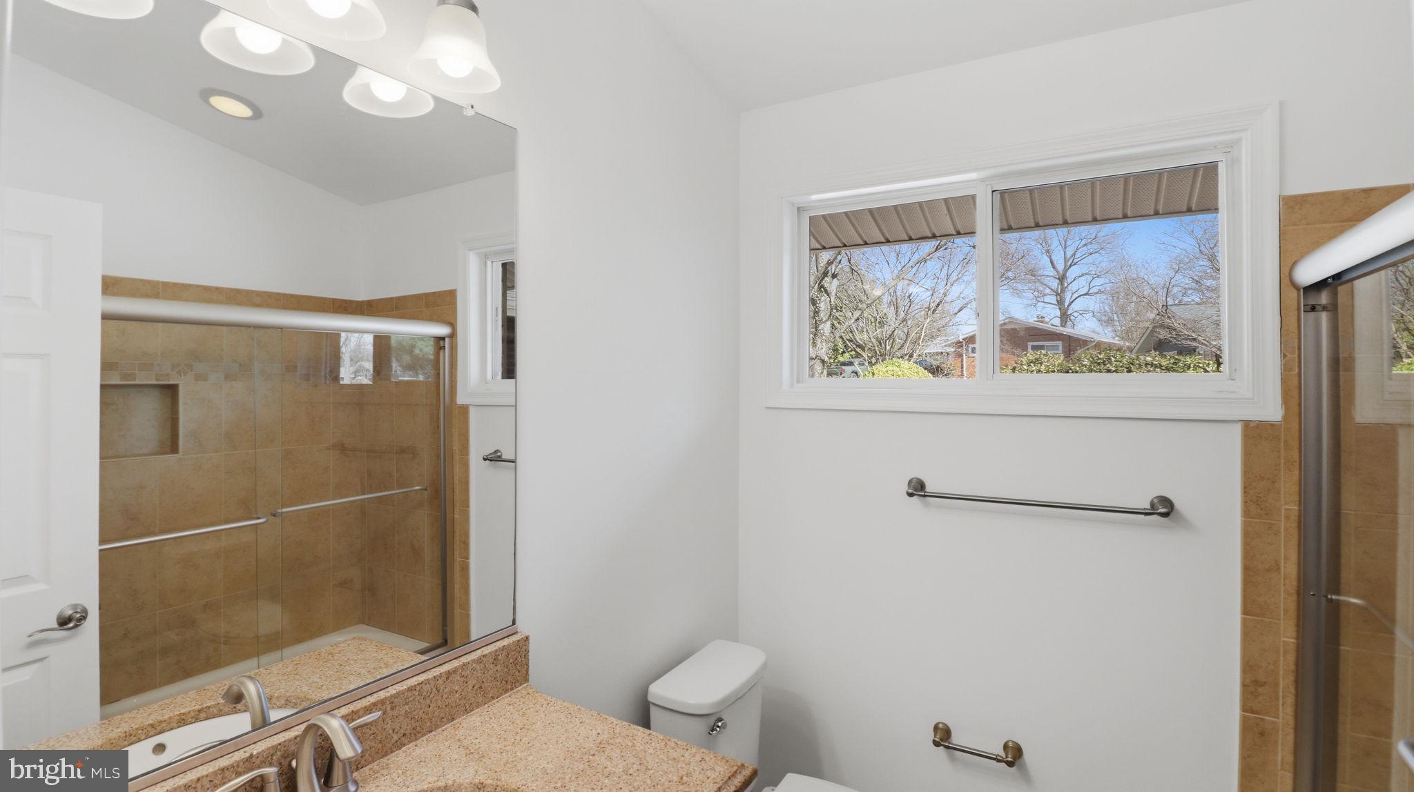 COUNTRY CLUB HILLS - Residential