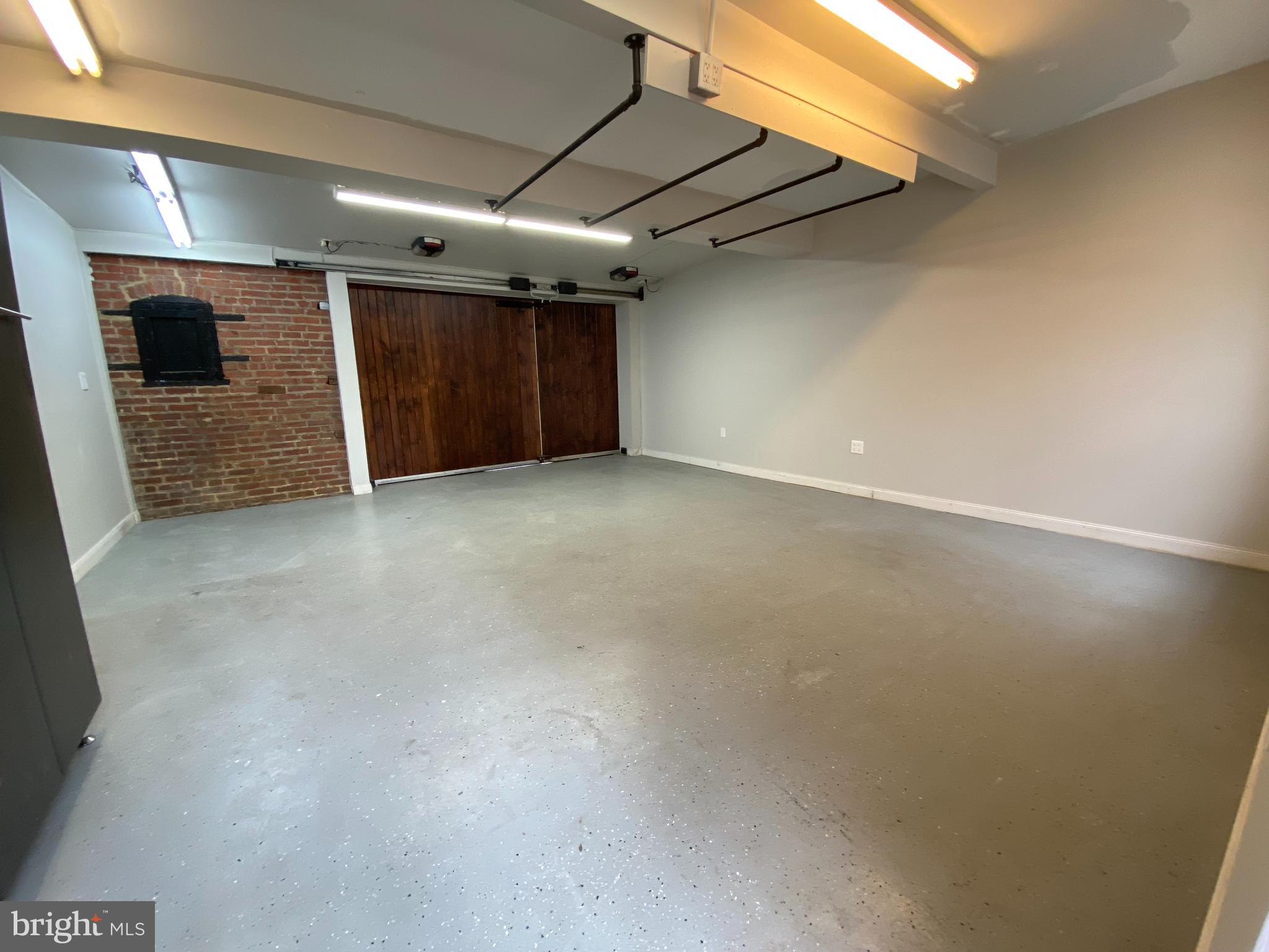 OLD TOWN ALEXANDRIA - Residential