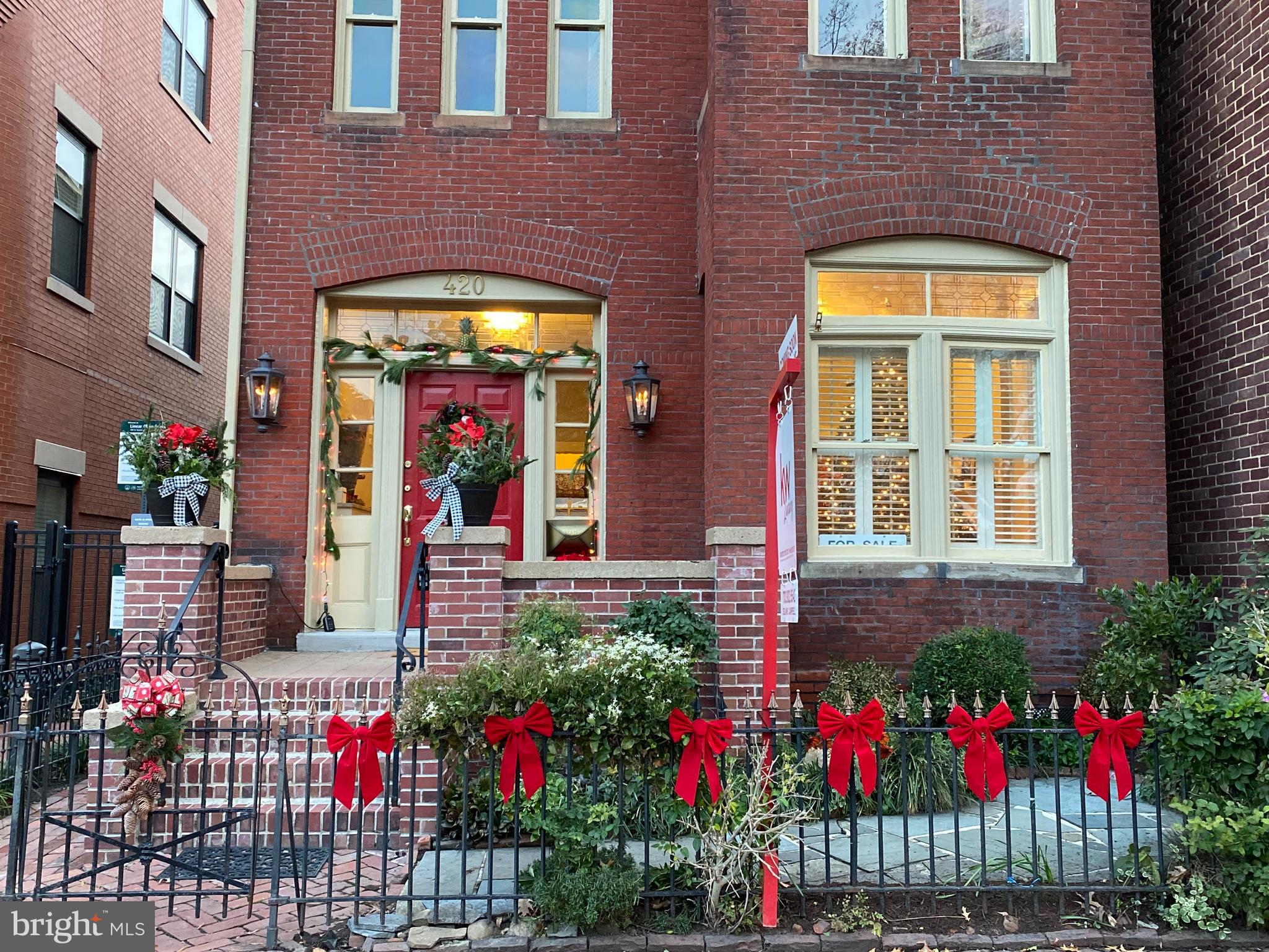 OLD TOWN ALEXANDRIA - Residential