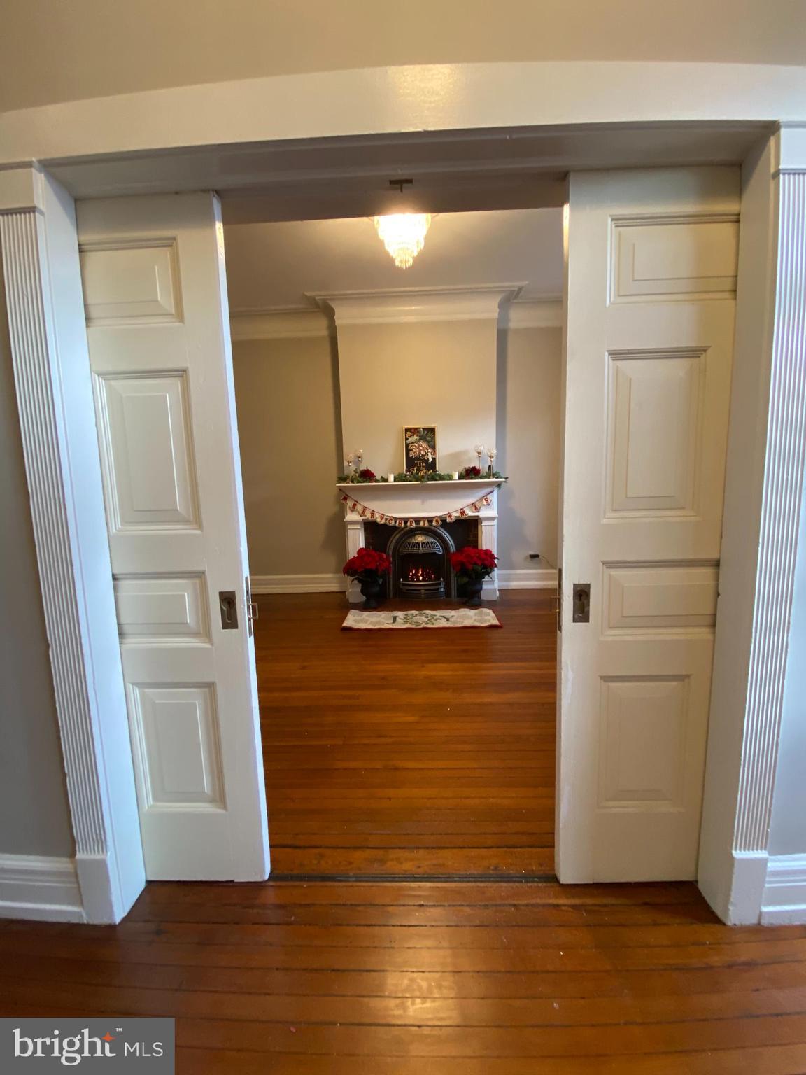 OLD TOWN ALEXANDRIA - Residential