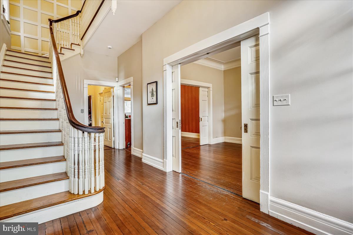 OLD TOWN ALEXANDRIA - Residential