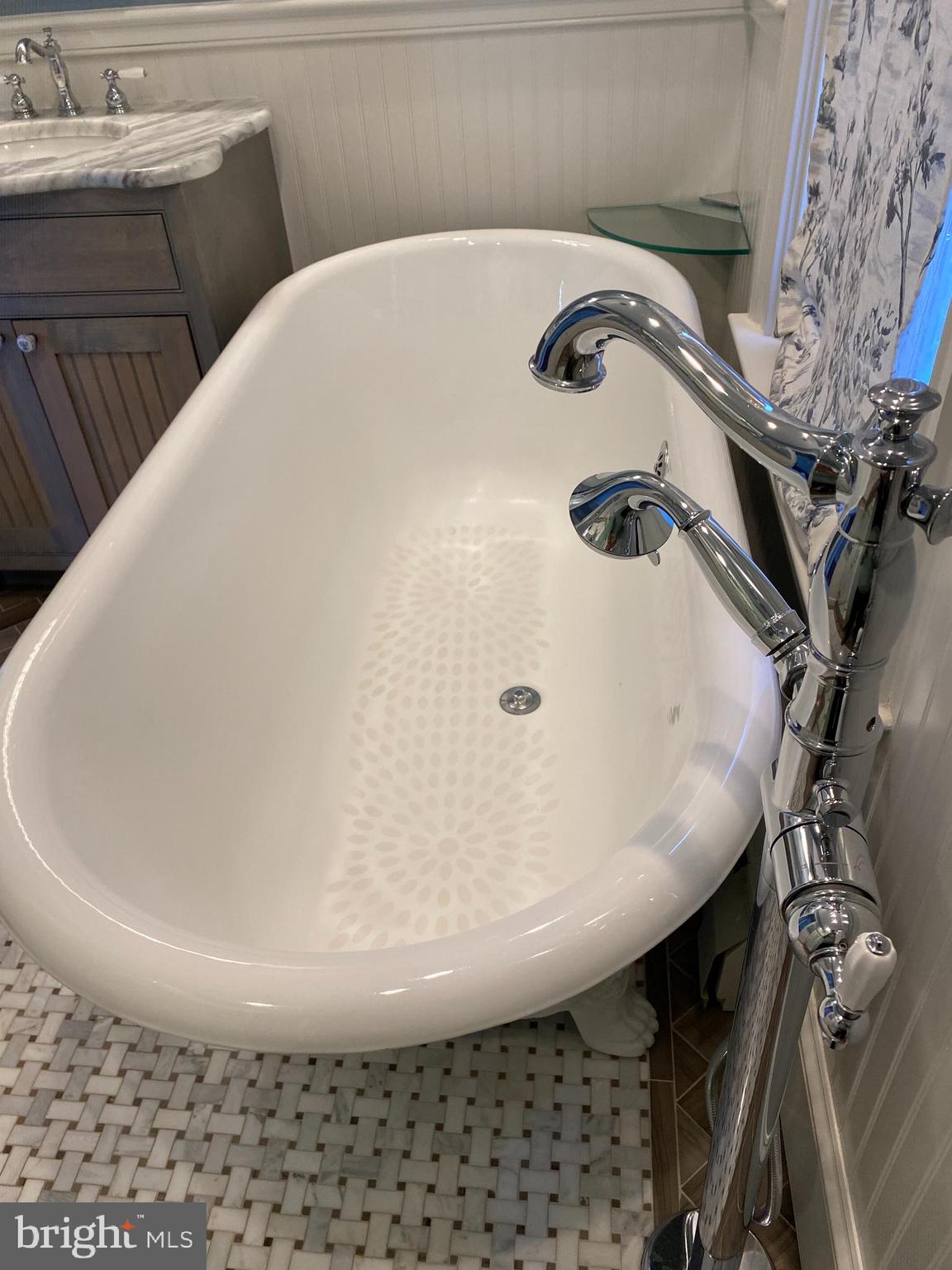 OLD TOWN ALEXANDRIA - Residential