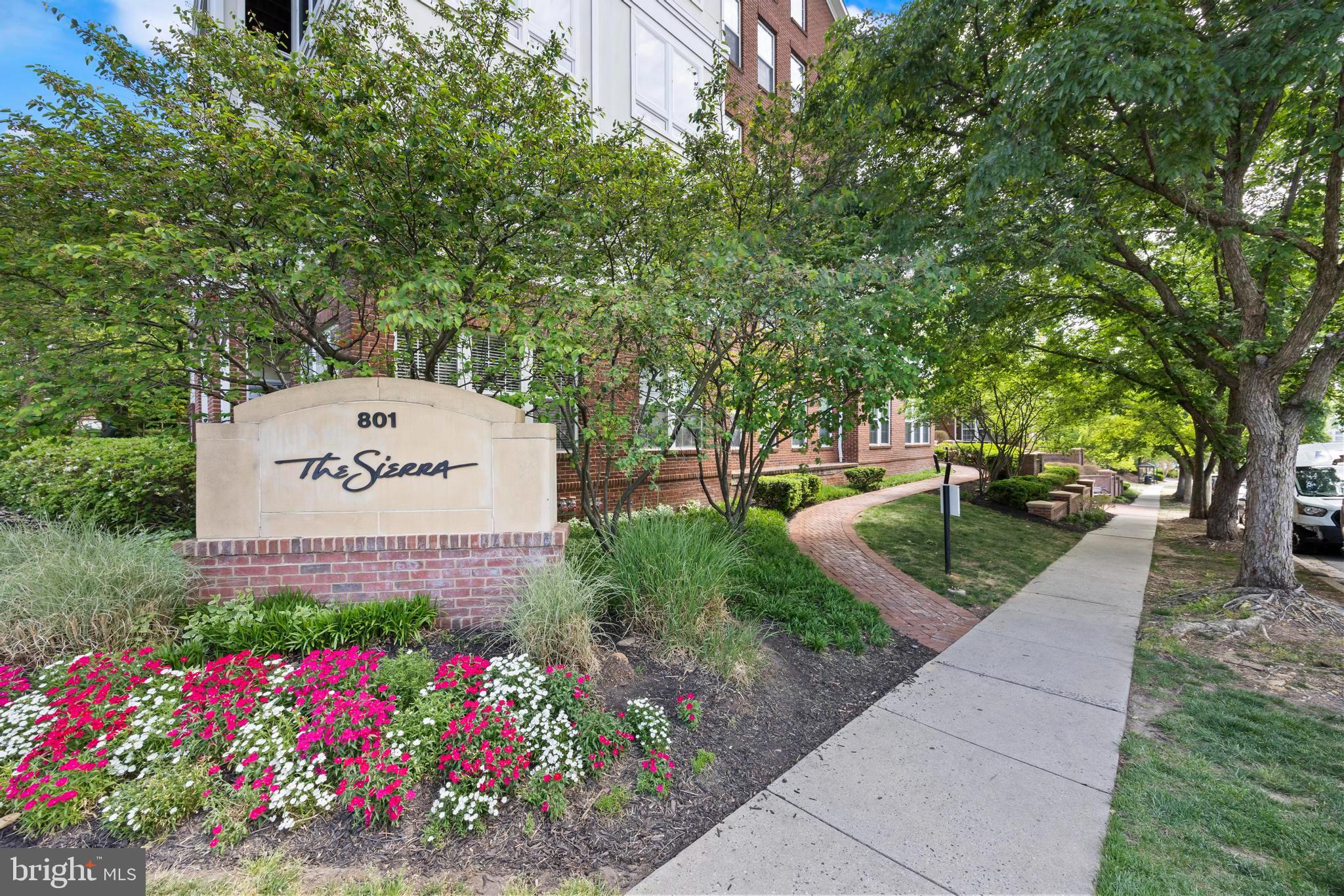 801 S GREENBRIER STREET 215