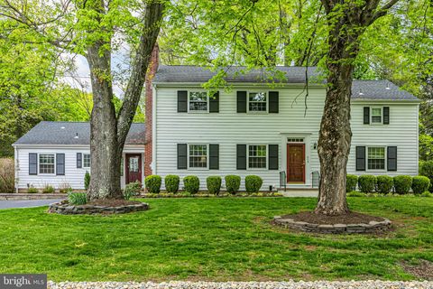 Photo of 219 Russell Road, PRINCETON, NJ 08540 (MLS # NJME2076398)