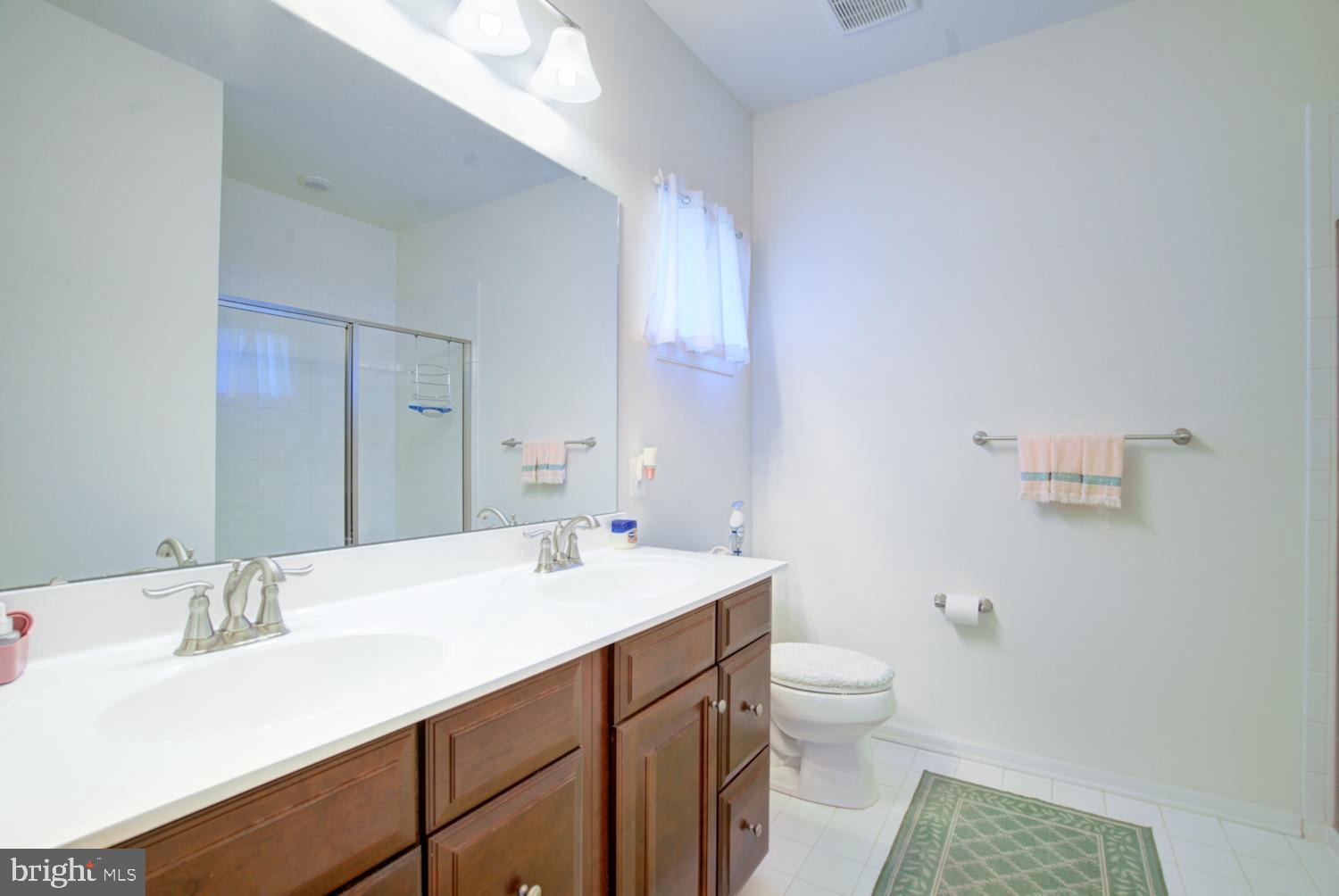 CREEKSIDE VILLAGE AT TANYARD SPRINGS - Residential