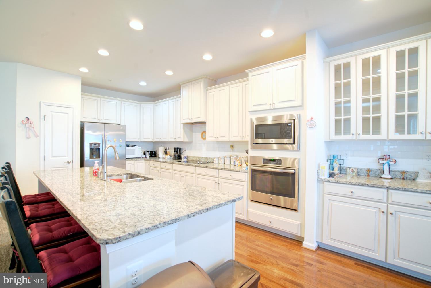 CREEKSIDE VILLAGE AT TANYARD SPRINGS - Residential