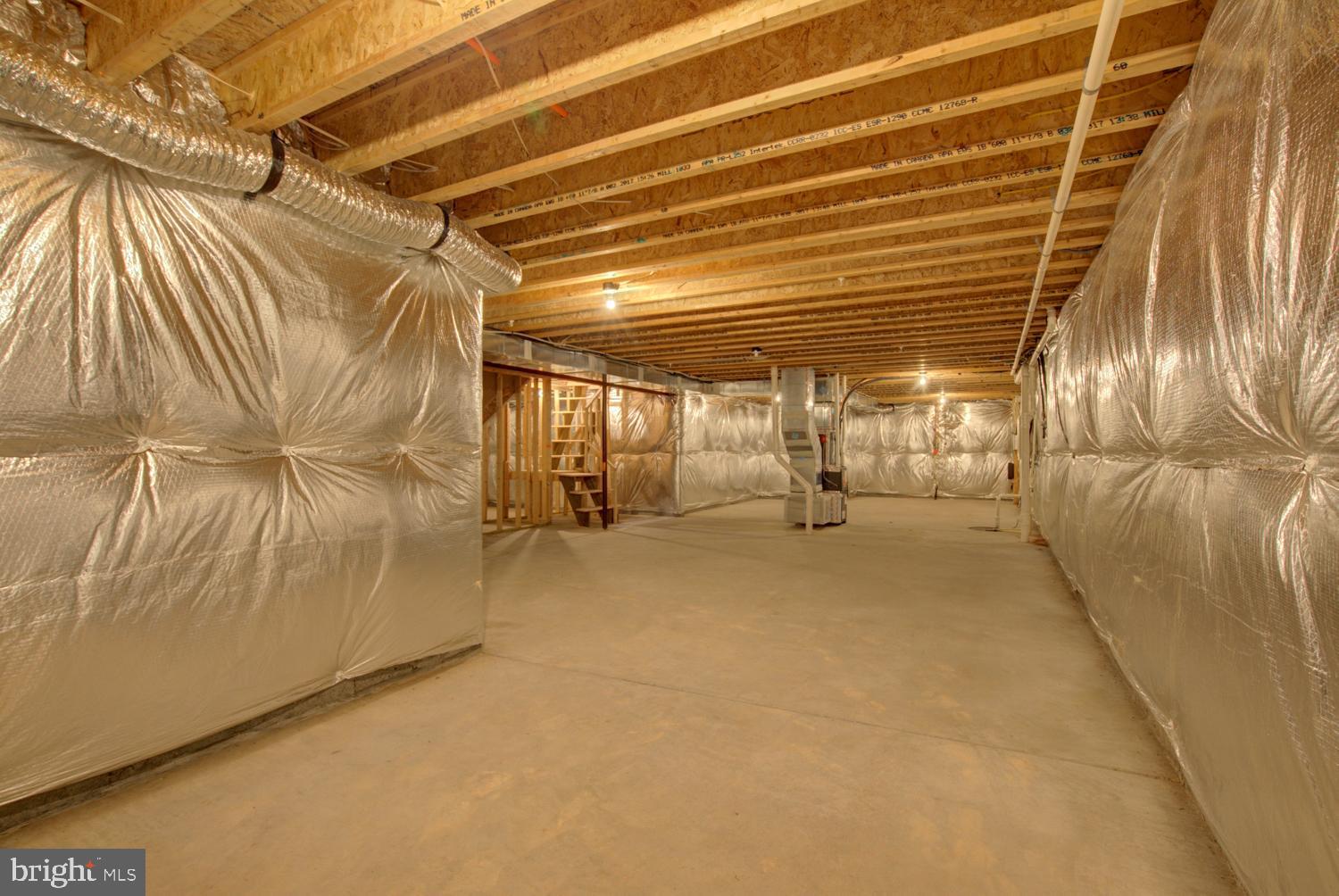 CREEKSIDE VILLAGE AT TANYARD SPRINGS - Residential