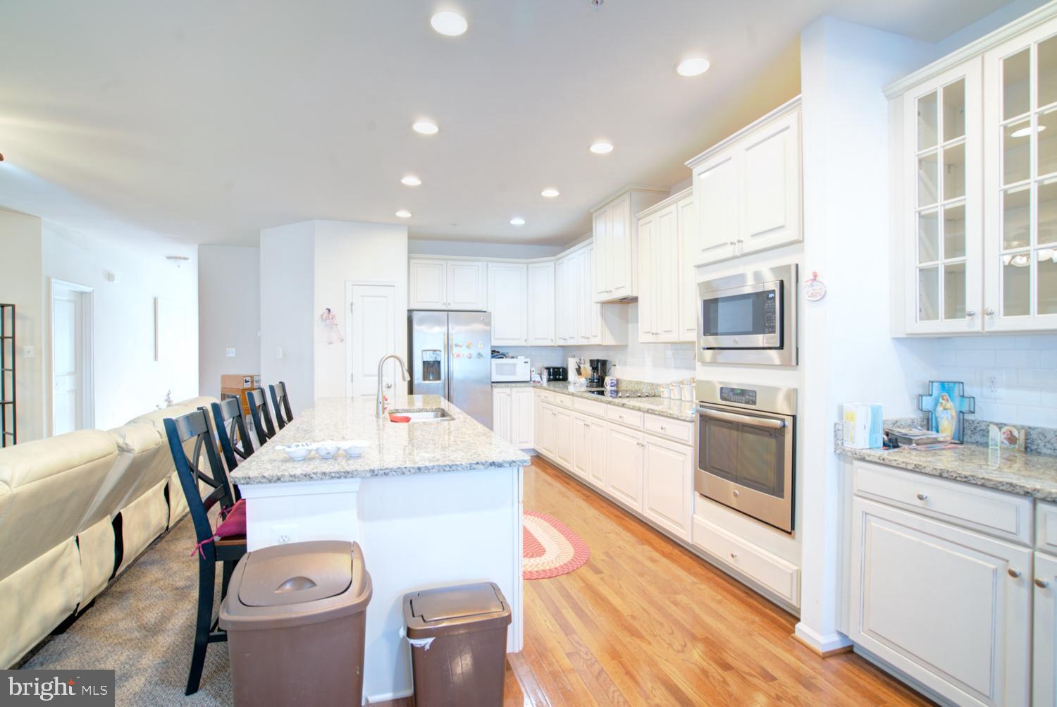 CREEKSIDE VILLAGE AT TANYARD SPRINGS - Residential