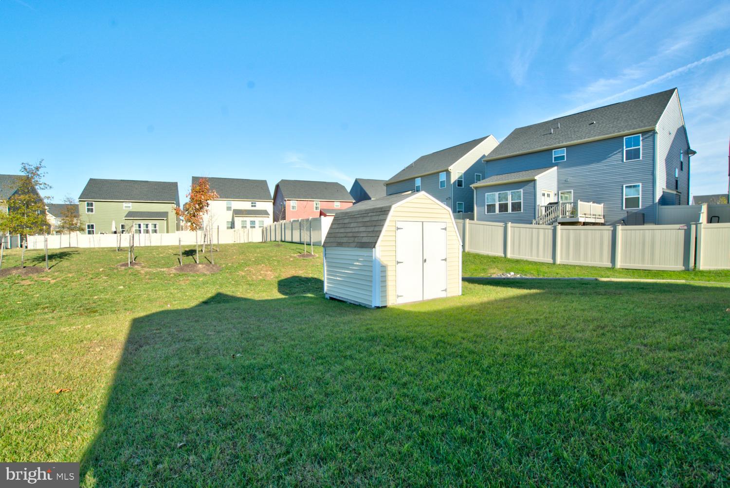 CREEKSIDE VILLAGE AT TANYARD SPRINGS - Residential
