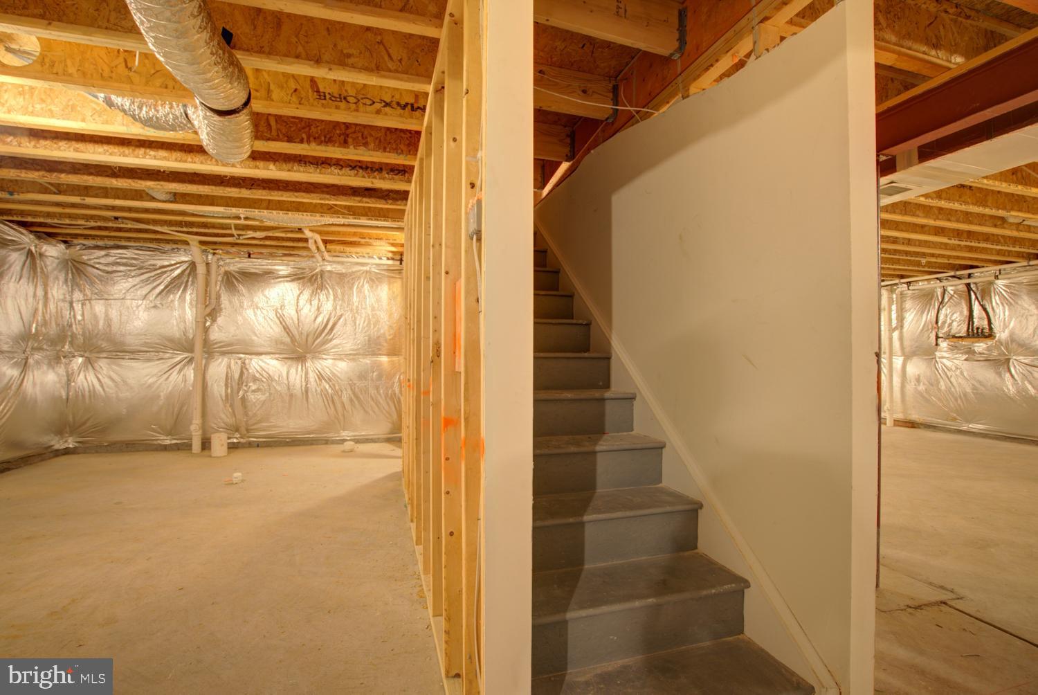 CREEKSIDE VILLAGE AT TANYARD SPRINGS - Residential