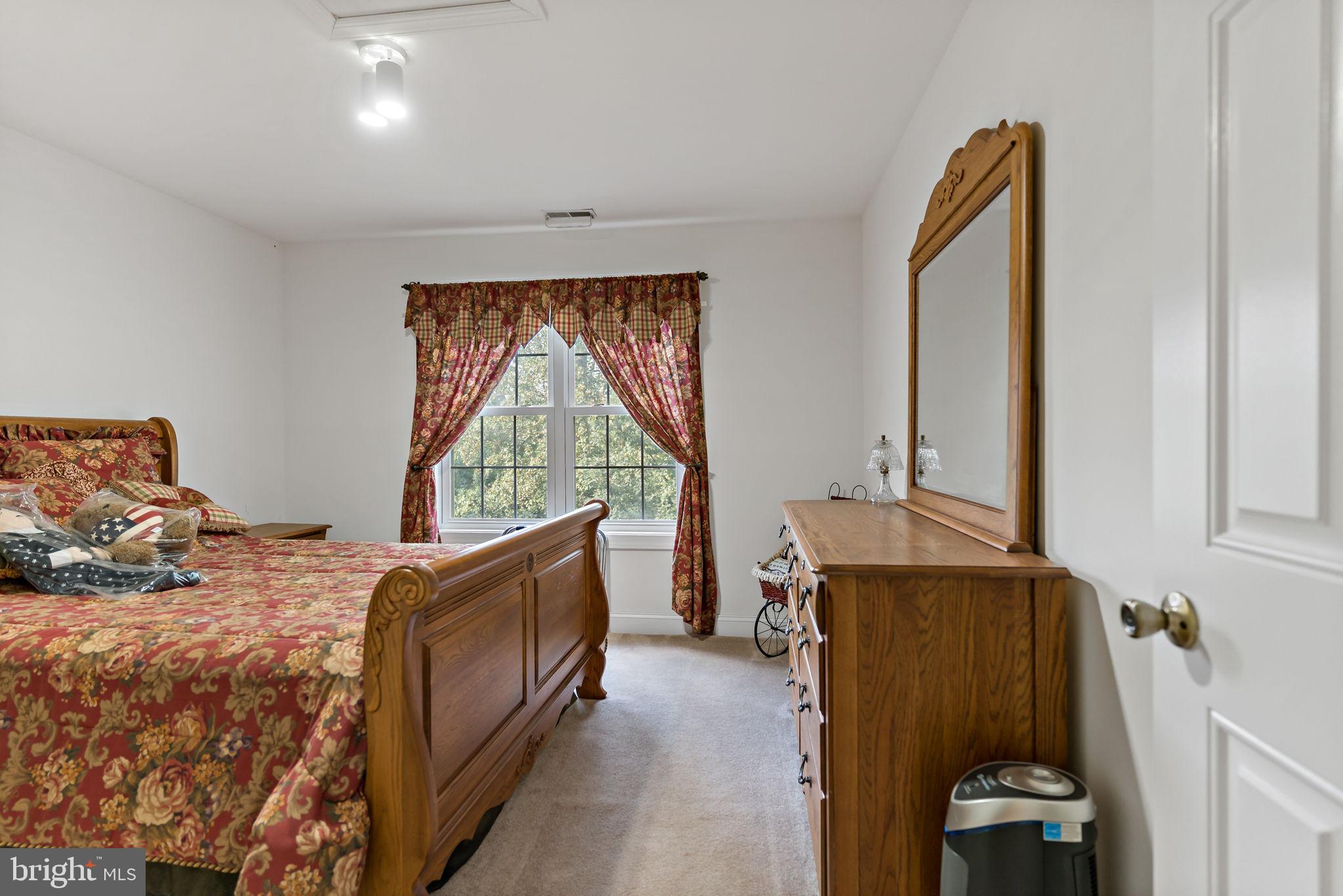 SHANNONDALE - Residential