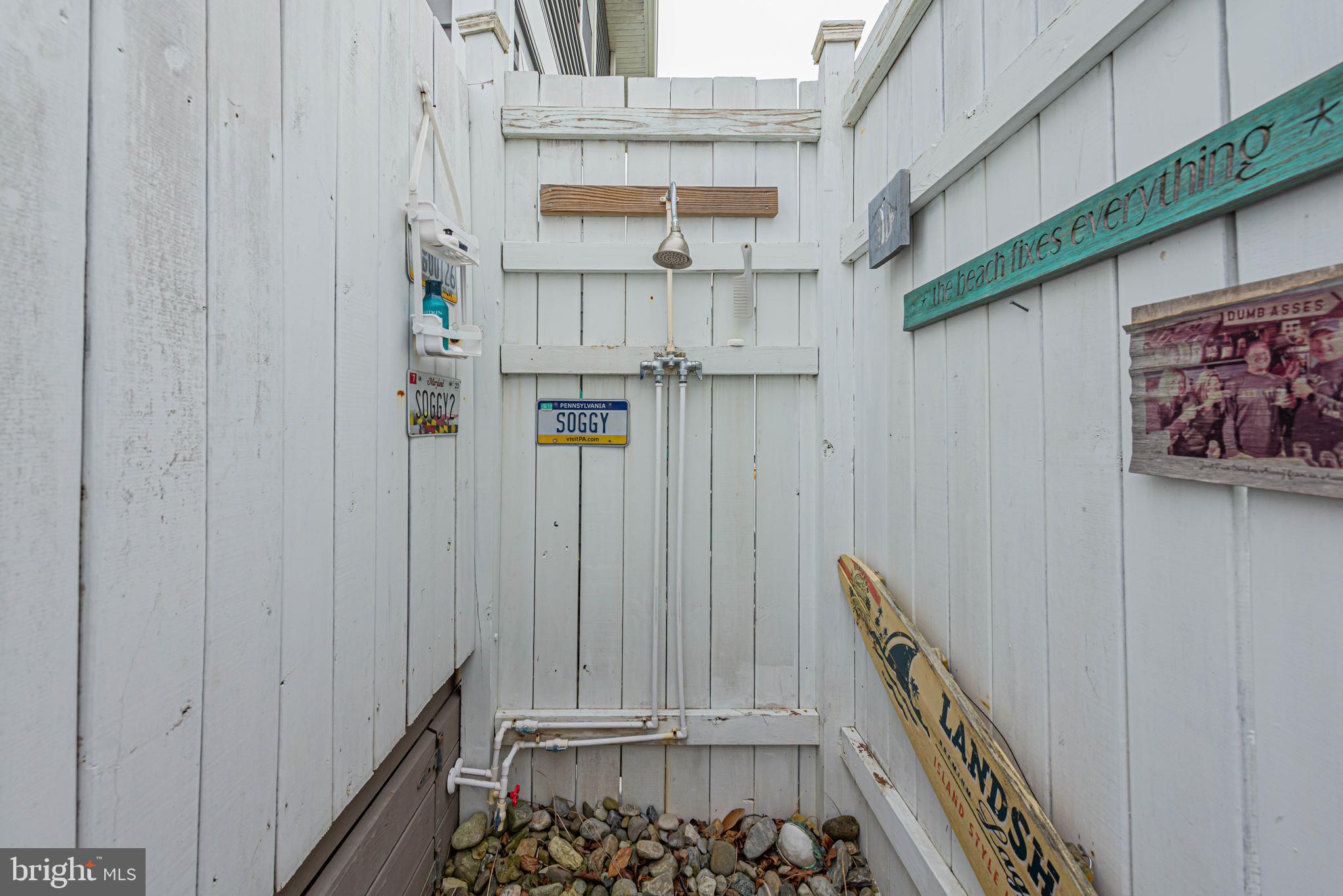 CAINE KEYS II EXT - Residential