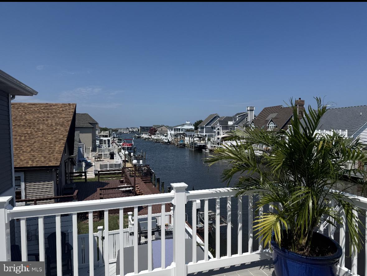 CAINE KEYS II EXT - Residential