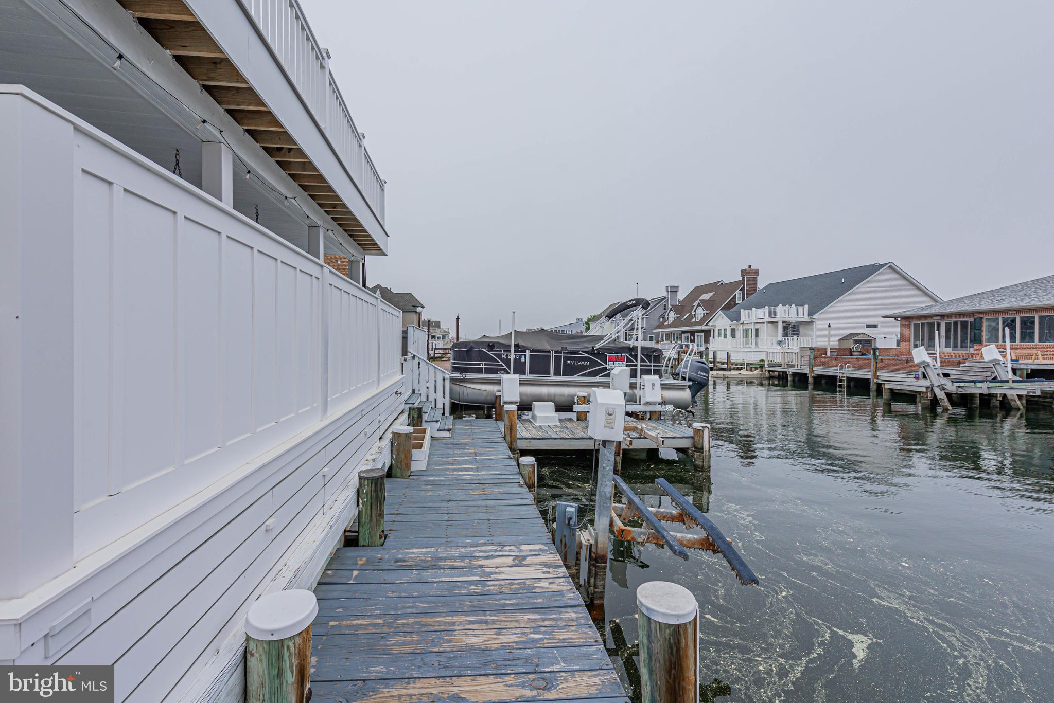 CAINE KEYS II EXT - Residential