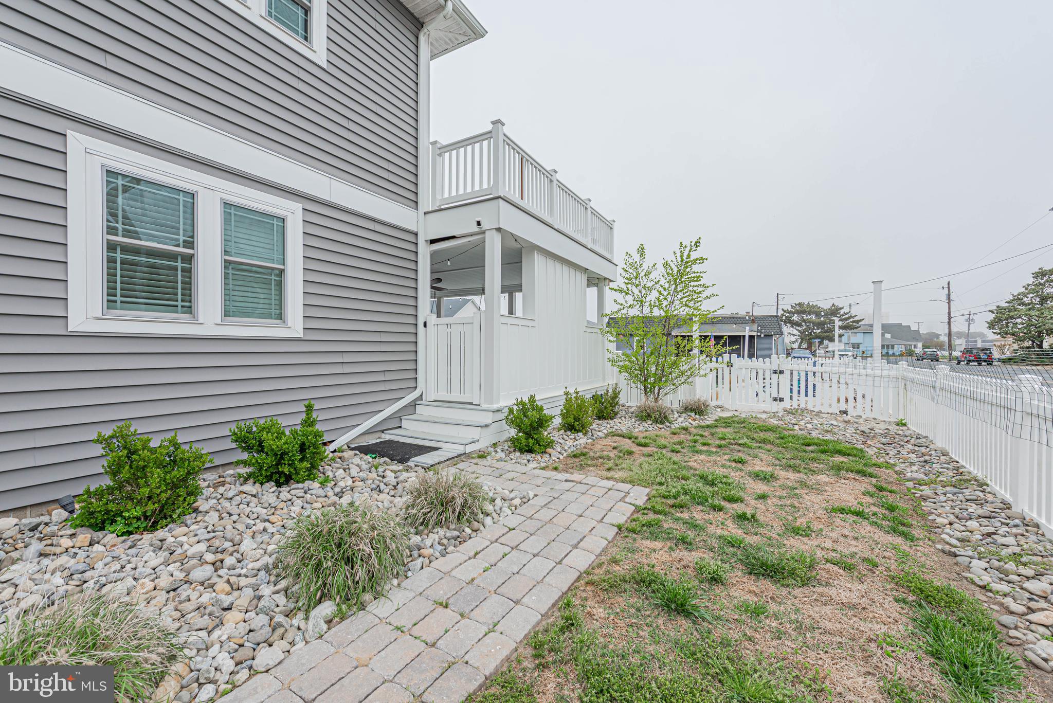 CAINE KEYS II EXT - Residential