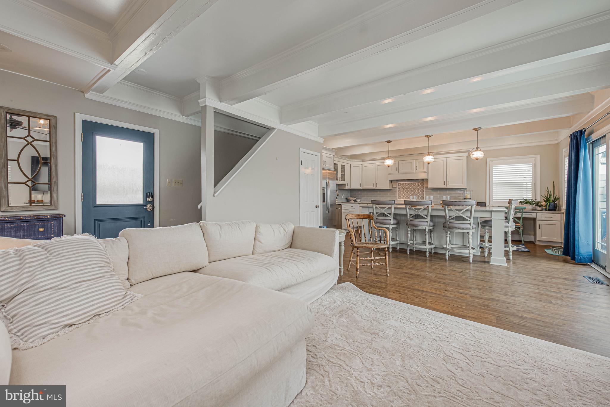 CAINE KEYS II EXT - Residential