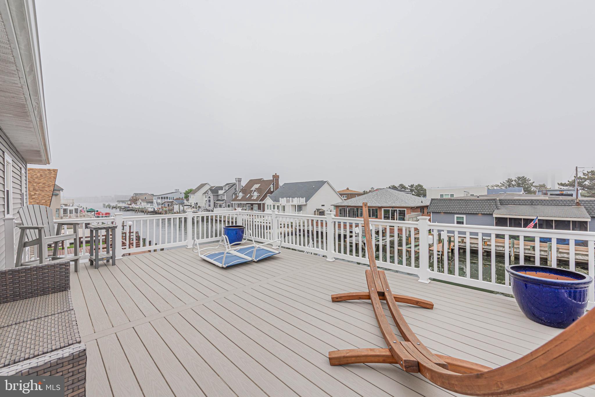 CAINE KEYS II EXT - Residential