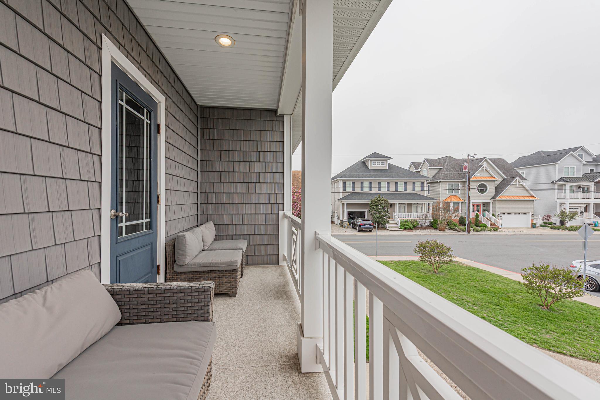 CAINE KEYS II EXT - Residential