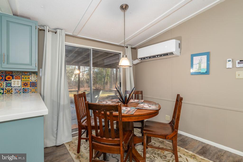 FRANKFORD - Residential