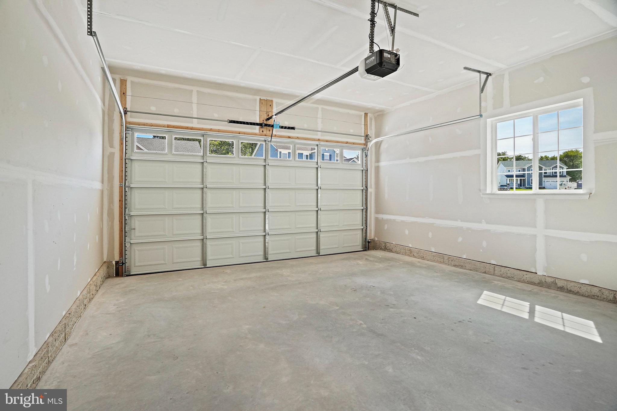 VINCENT ESTATES - Residential