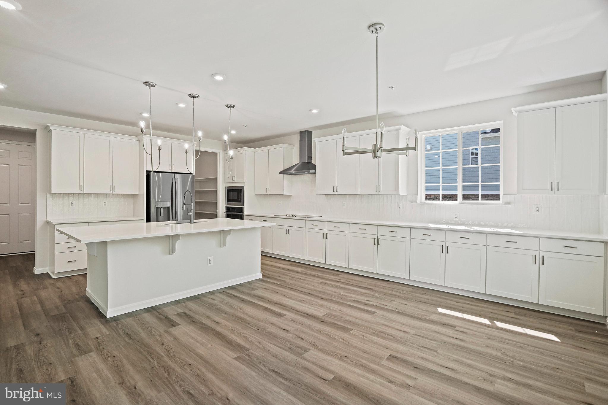 VINCENT ESTATES - Residential