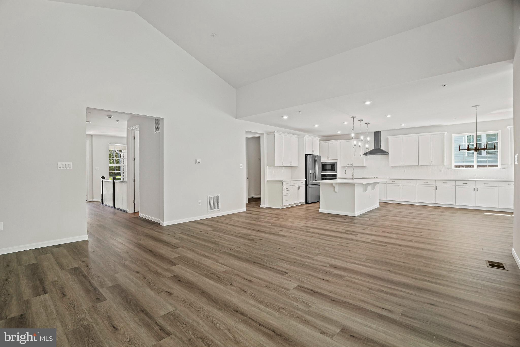 VINCENT ESTATES - Residential