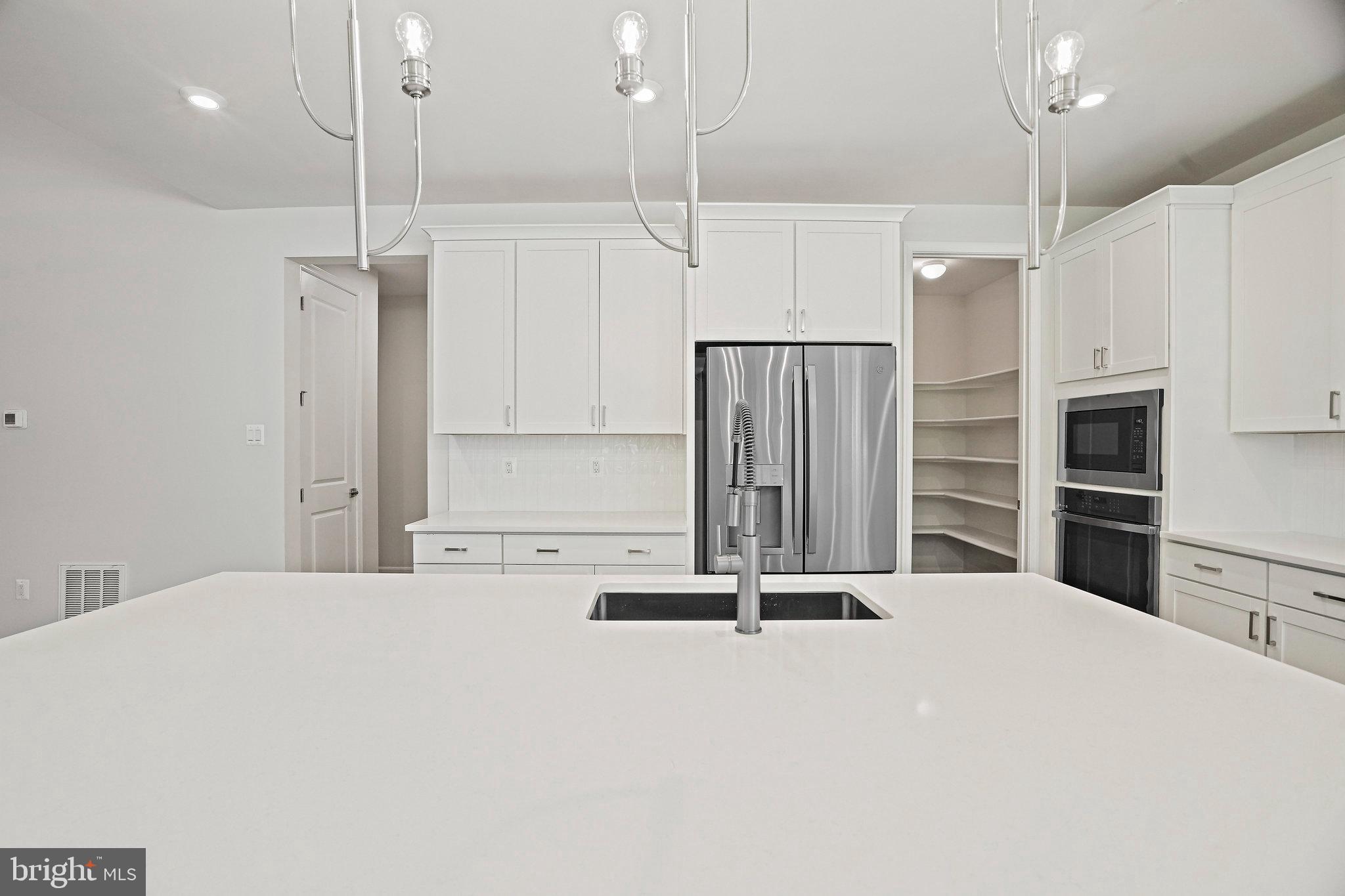 VINCENT ESTATES - Residential