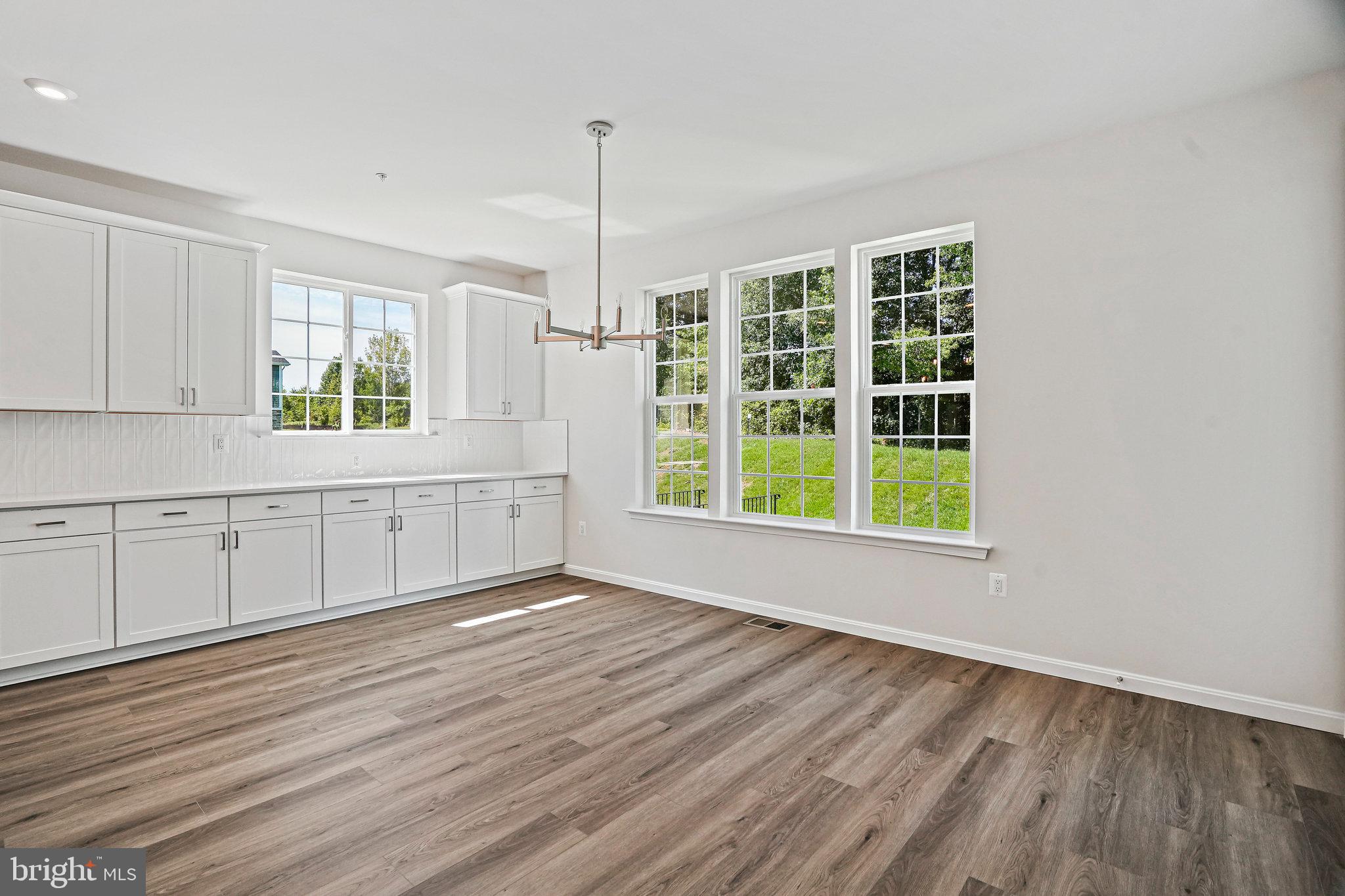 VINCENT ESTATES - Residential