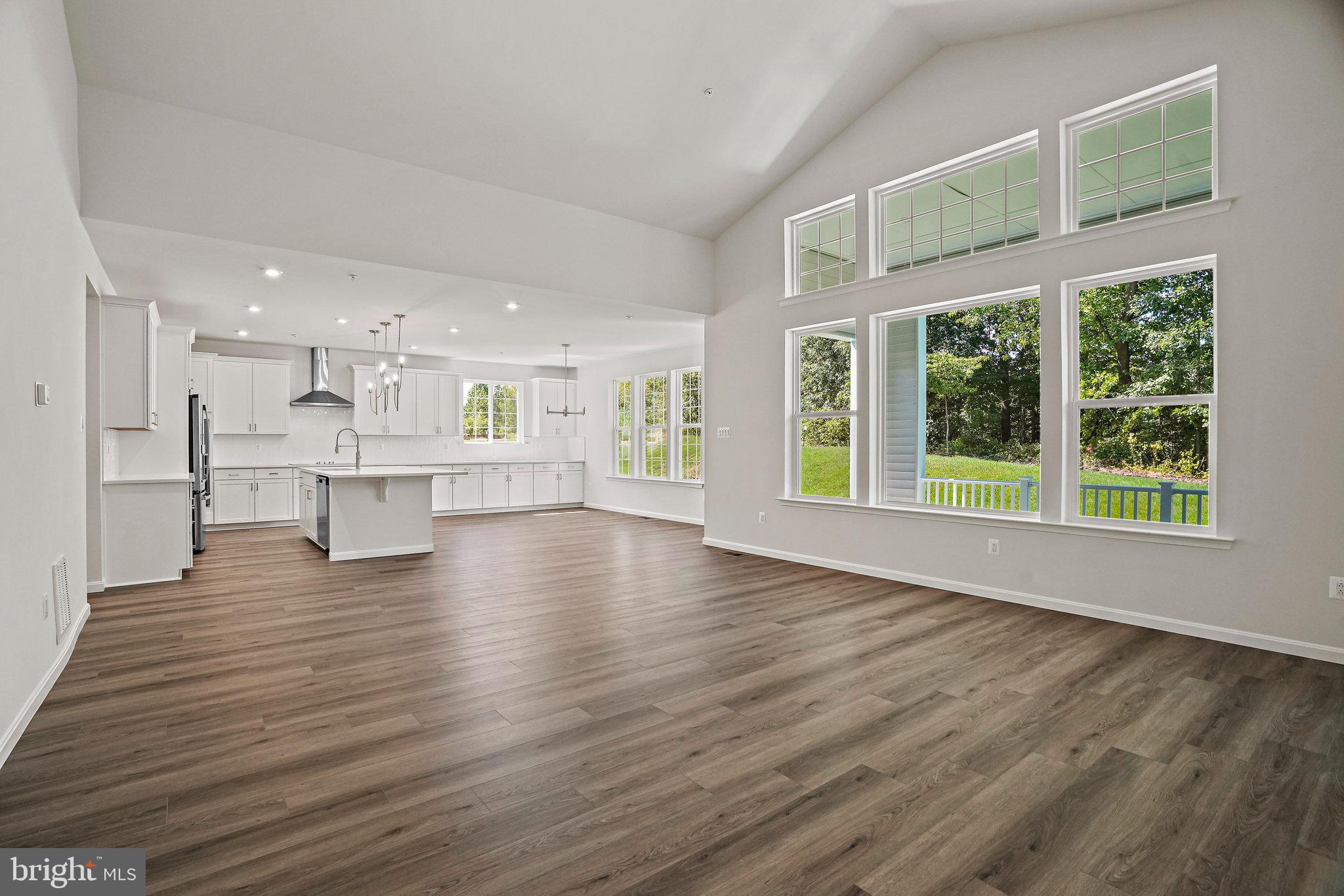 VINCENT ESTATES - Residential