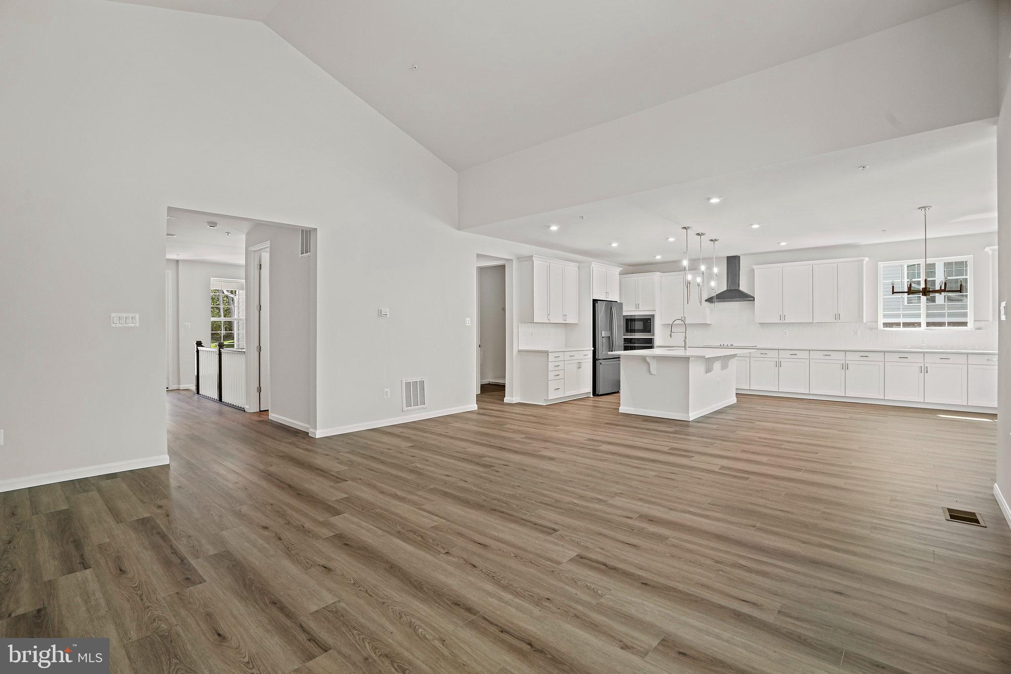 VINCENT ESTATES - Residential