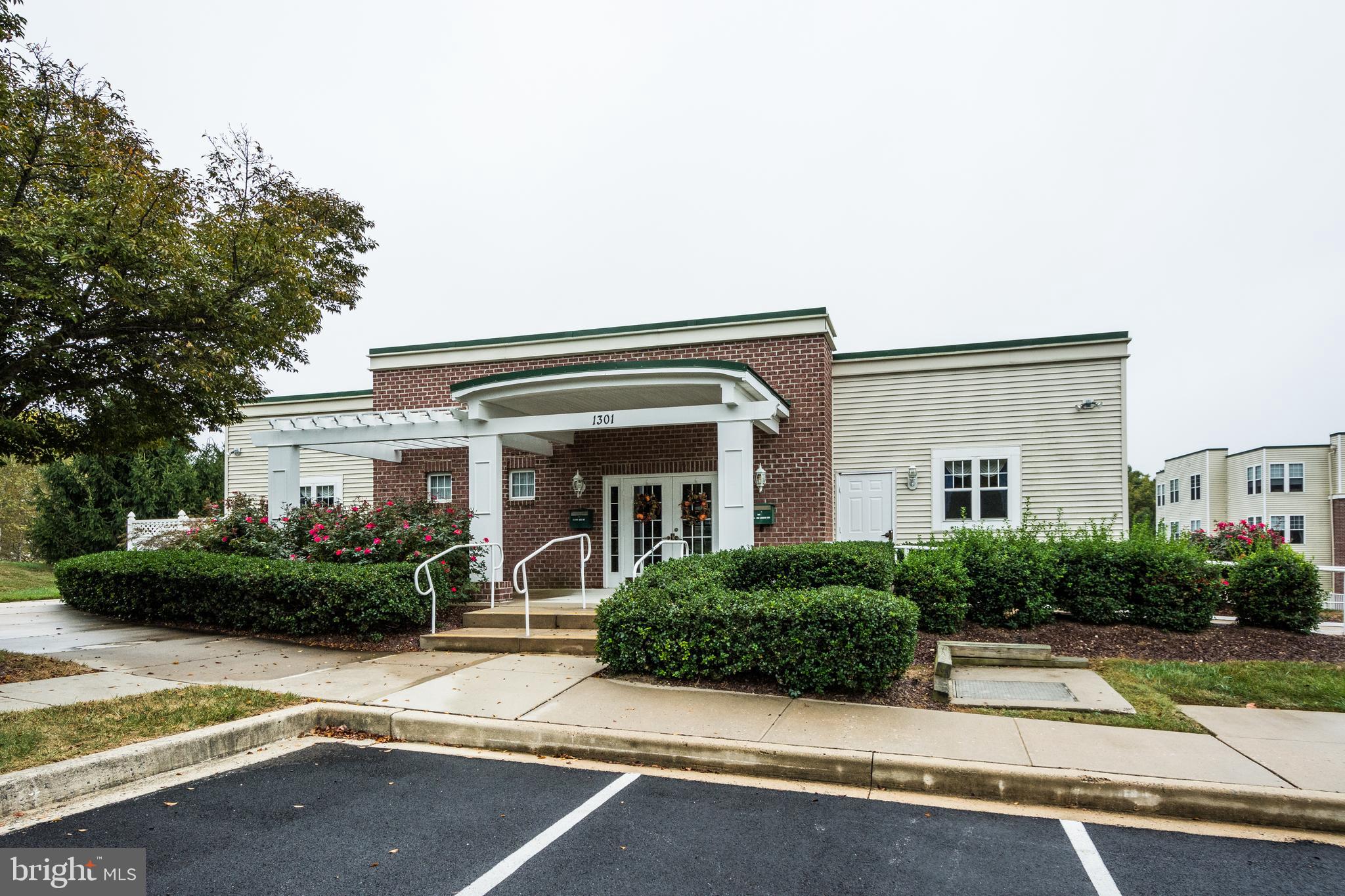 TAYLOR RIDGE CONDOMINIUMS - Residential