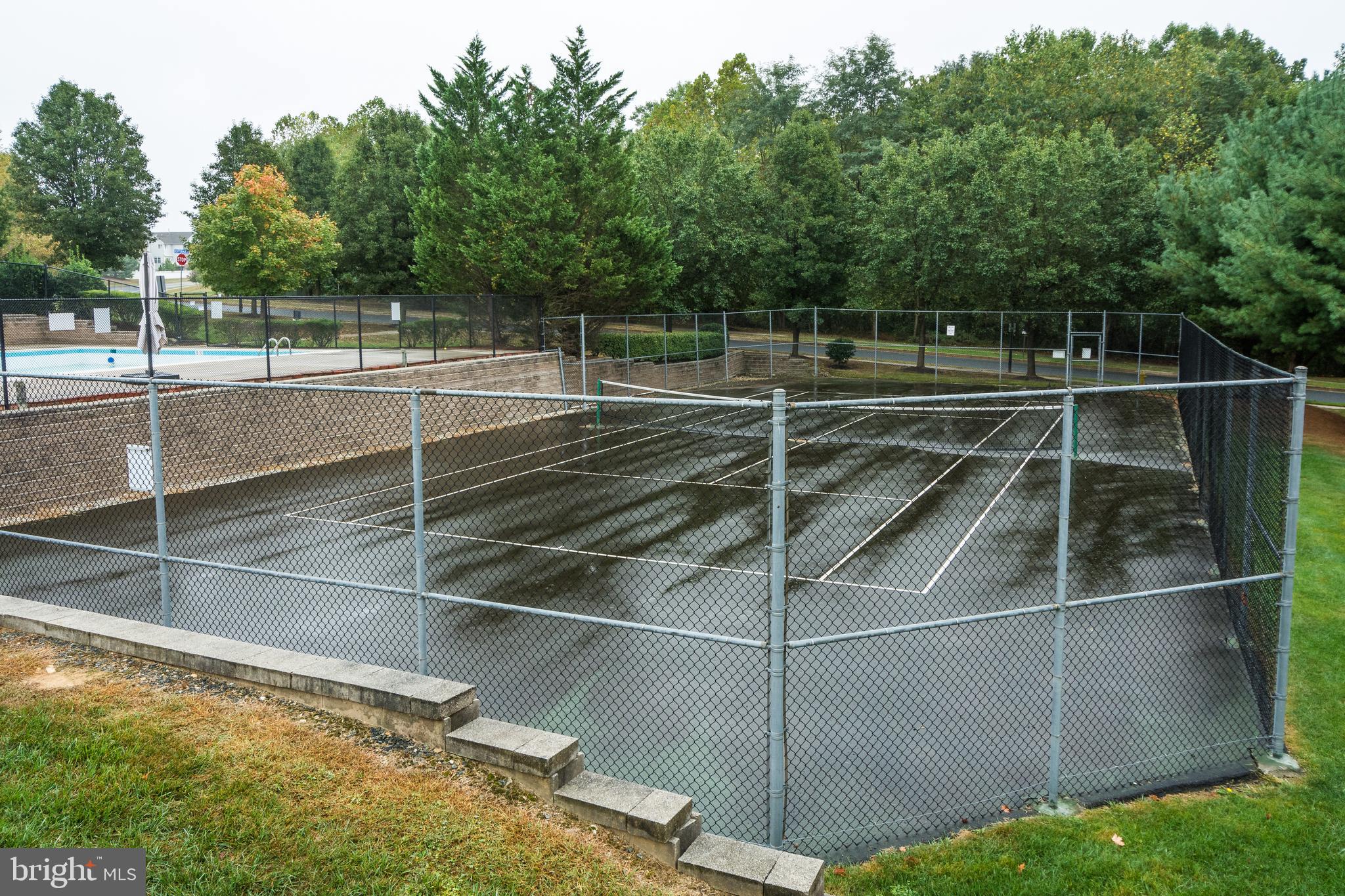 TAYLOR RIDGE CONDOMINIUMS - Residential