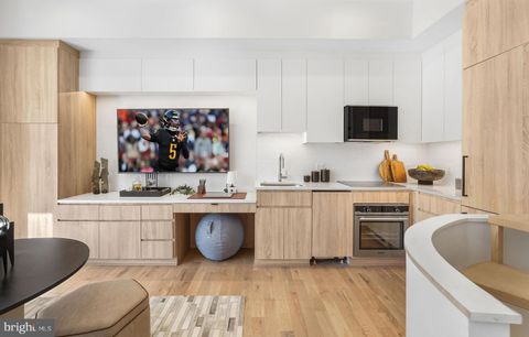 1237 W STREET NW D WASHINGTON DC 20009